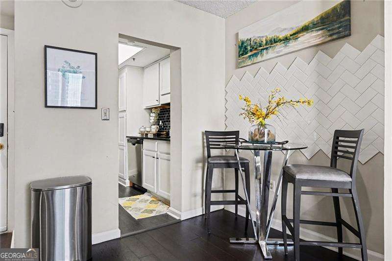 1 bedroom, 1 bathroom, 625 sq ft condominium for sale at 1280 W Peachtree Street 1513, Atlanta, GA 30309 — photo 5