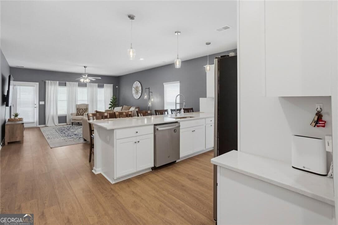 5 bedroom, 3.5 bathroom, 2,699 sq ft single family residence for sale at 236 Lillian Street, Rincon, GA 31326 — photo 4