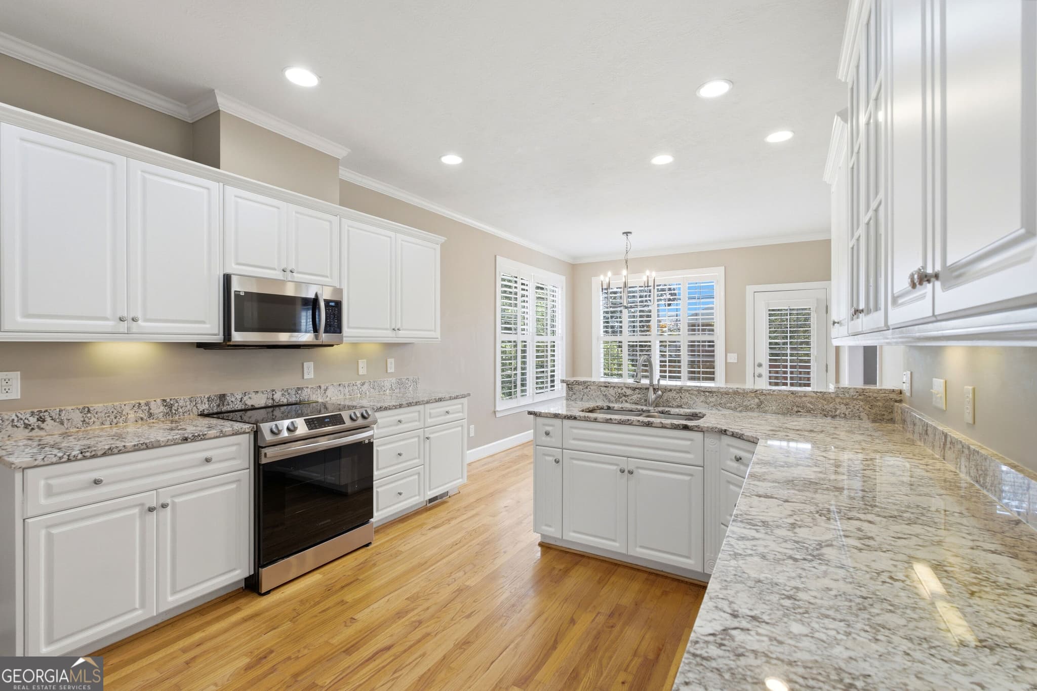 4 bedroom, 2.5 bathroom, 2,386 sq ft single family residence for sale at 3707 Pavilion Drive, Martinez, GA 30907 — photo 10