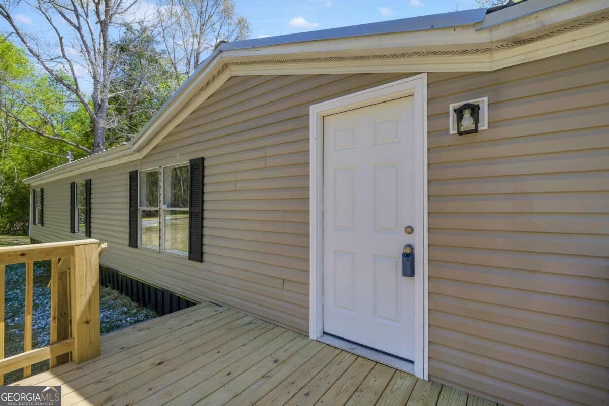 4 bedroom, 2 bathroom, 2,128 sq ft manufactured home,single family residence for sale at 1715 Faye Carey Road, Danielsville, GA 30633 — photo 7