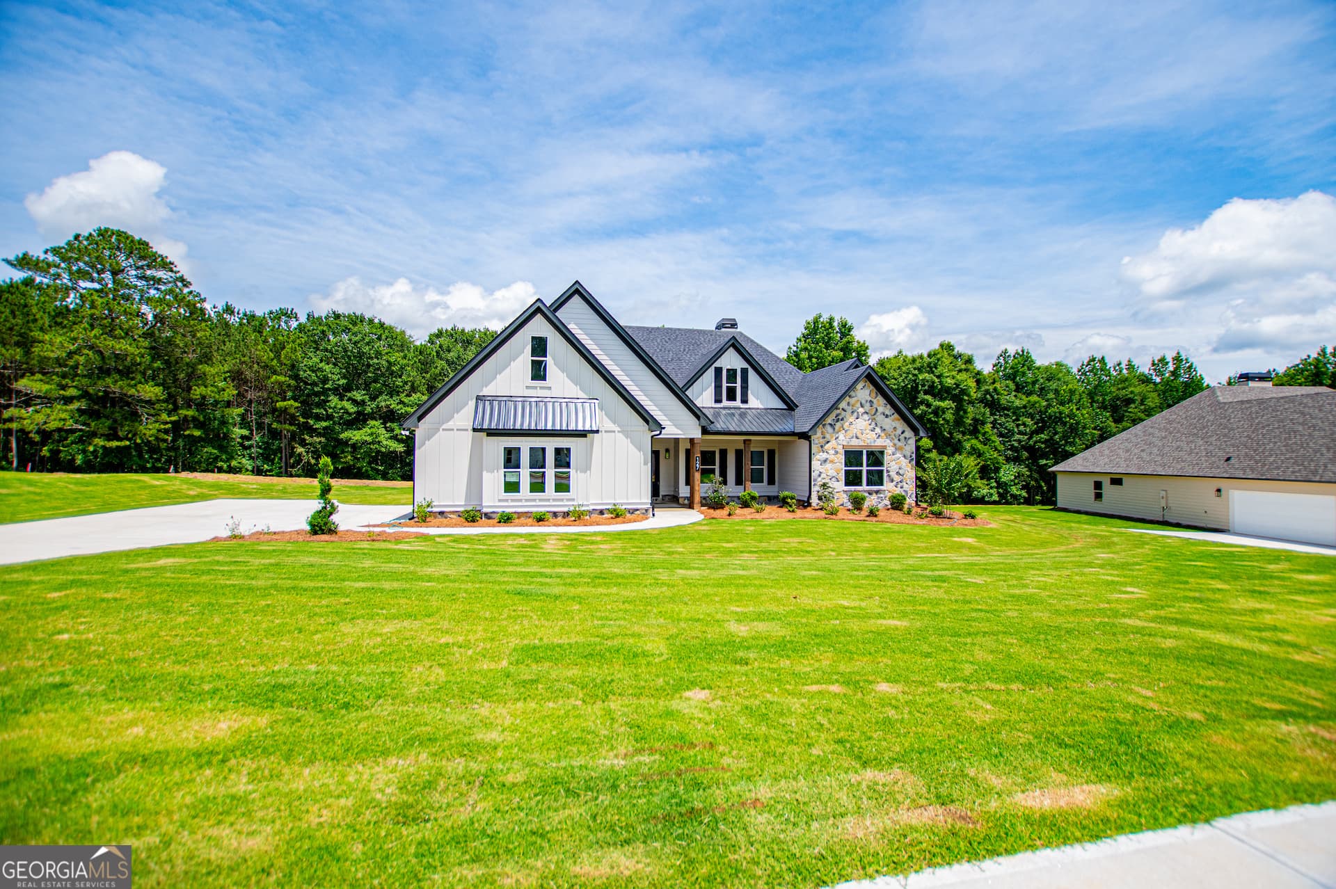 4 bedroom, 2.5 bathroom, 2,542 sq ft single family residence for sale at 127 Woodford Drive, Roopville, GA 30170 — photo 4