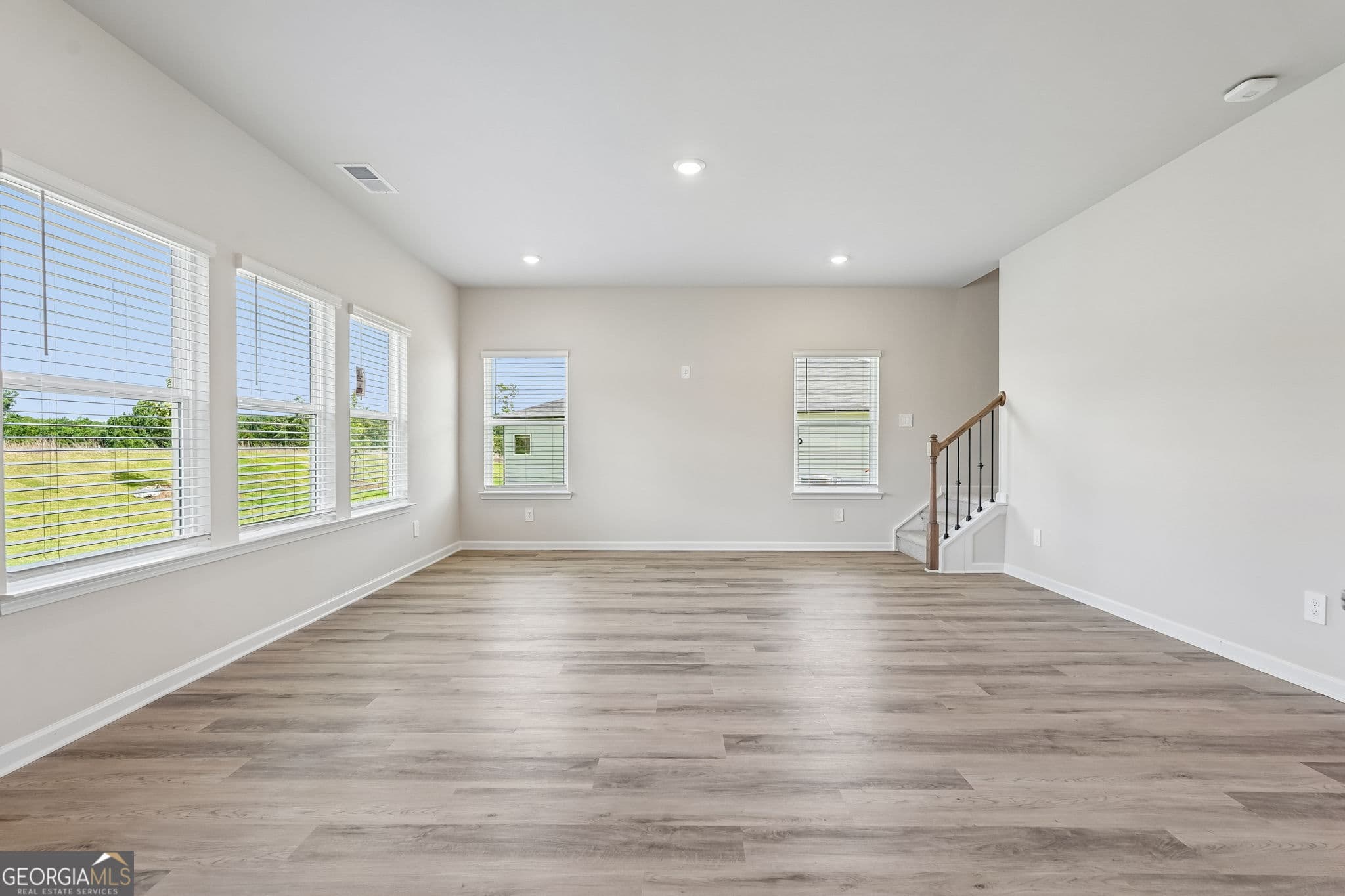 4 bedroom, 2.5 bathroom, 2,465 sq ft single family residence for sale at 706 Cargile Court, Villa Rica, GA 30180 — photo 9