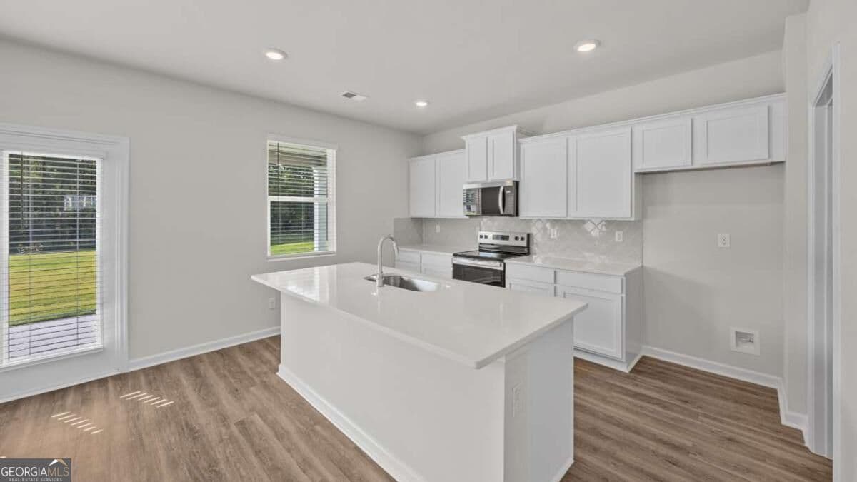 4 bedroom, 2.5 bathroom single family residence for sale at 139 White Spruce Way, Newnan, GA 30265 — photo 9