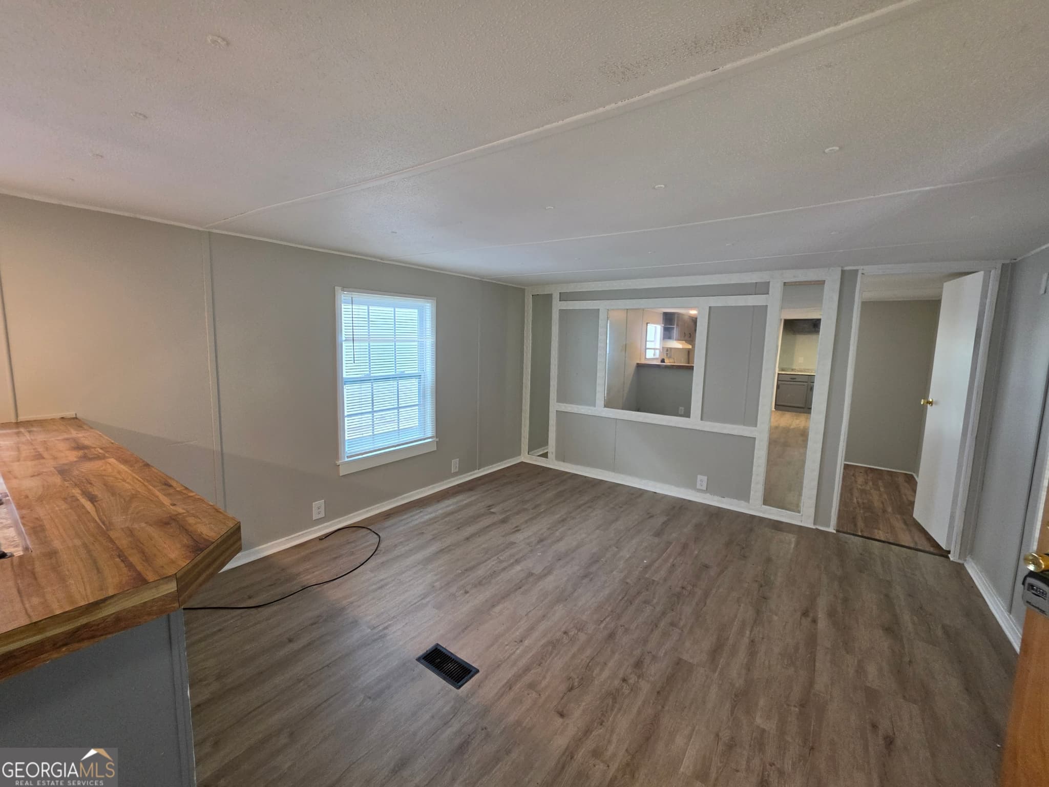 2 bedroom, 1 bathroom, 784 sq ft manufactured home,single family residence for sale at 109 Oconee Circle, Eatonton, GA 31024 — photo 9