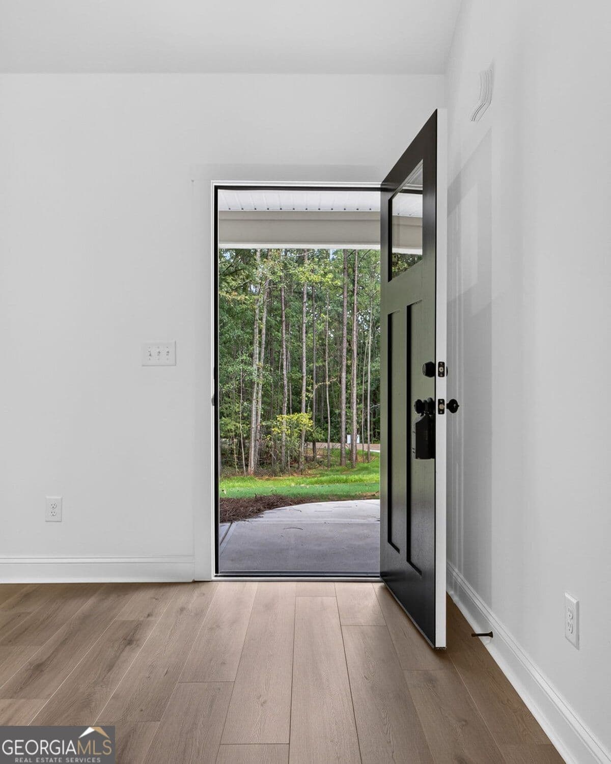 3 bedroom, 2 bathroom, 1,530 sq ft single family residence for sale at 291 Russellville Road, Forsyth, GA 31029 — photo 6