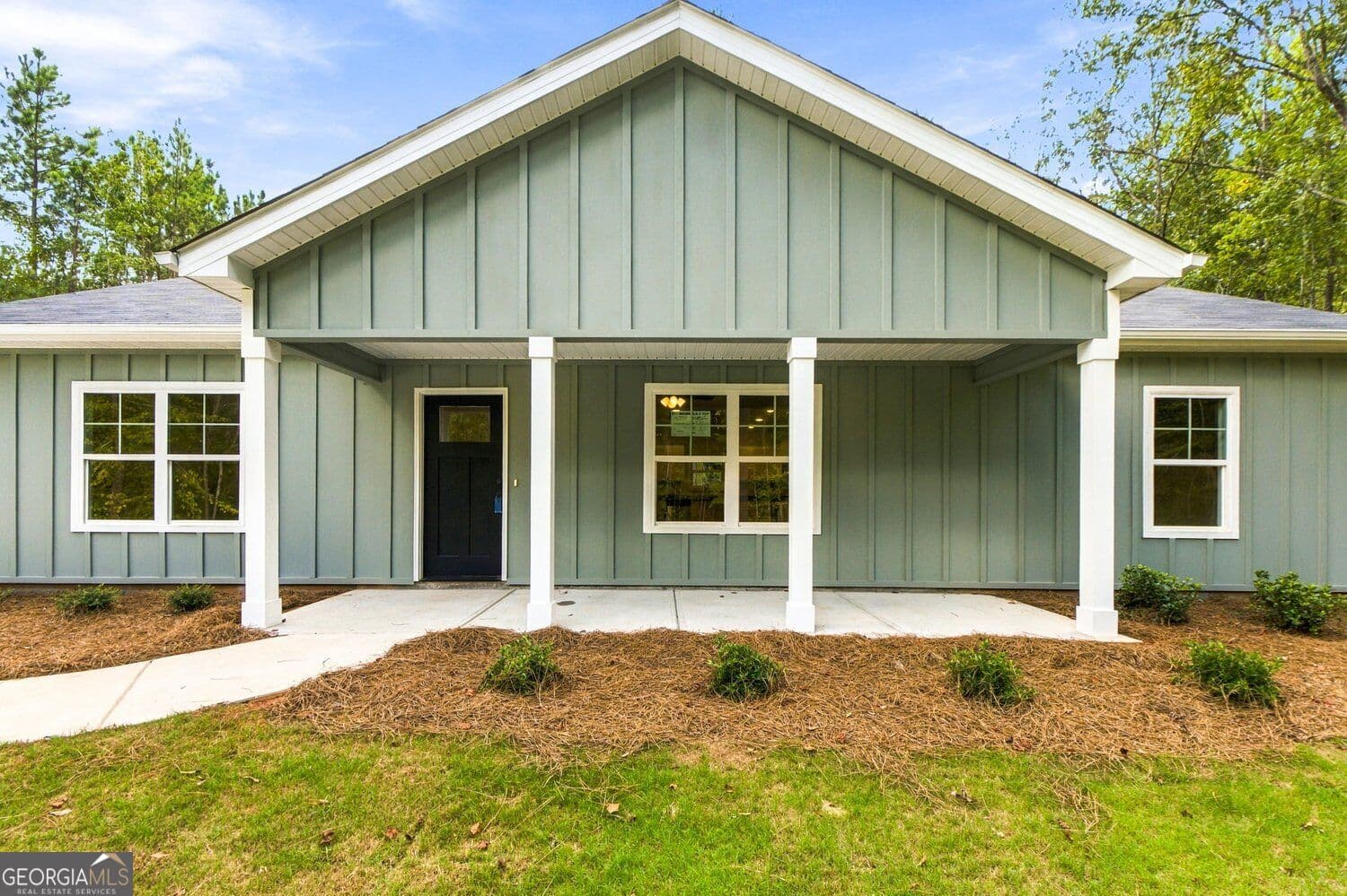3 bedroom, 2 bathroom, 1,530 sq ft single family residence for sale at 291 Russellville Road, Forsyth, GA 31029 — photo 3