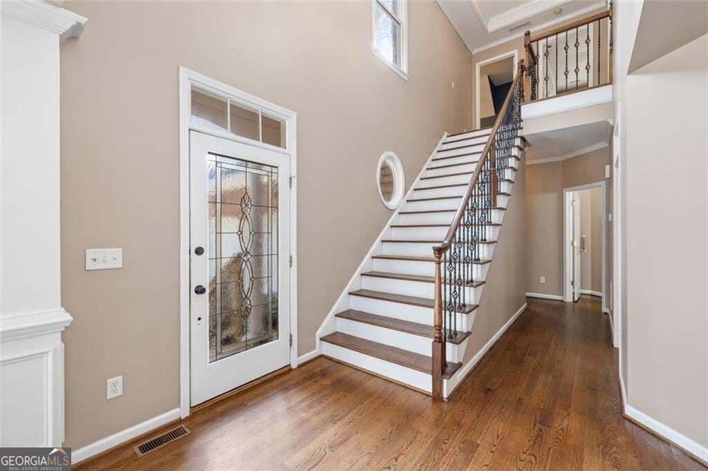 5 bedroom, 3.5 bathroom, 4,432 sq ft single family residence for sale at 395 Amberbrook Circle, Grayson, GA 30017 — photo 4