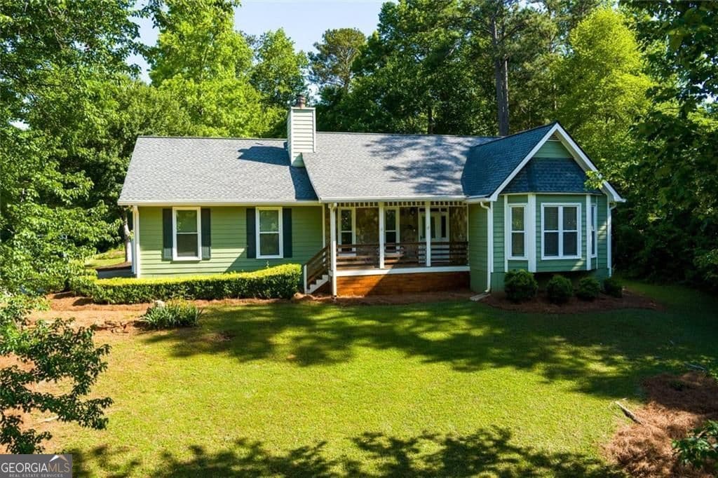 3 bedroom, 2 bathroom, 1,913 sq ft single family residence sold at 180 Hayes Circle, Rex, GA 30273