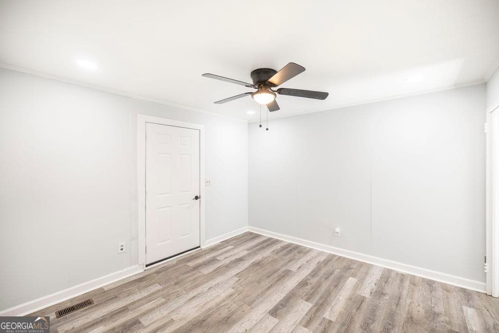 3 bedroom, 1 bathroom, 1,073 sq ft single family residence for sale at 1334 Lakeview Drive, Macon, GA 31206 — photo 9