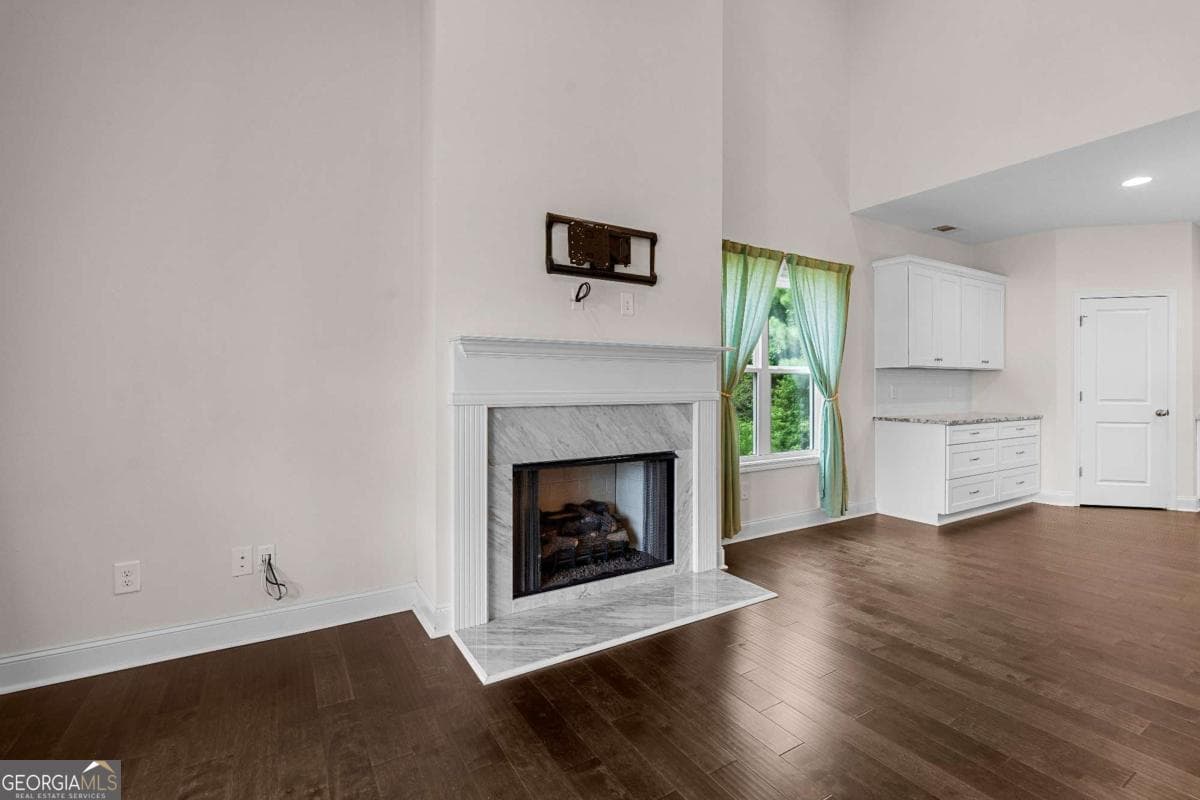 5 bedroom, 3.5 bathroom, 2,555 sq ft single family residence for sale at 338 Lana Lane, Lagrange, GA 30241 — photo 8