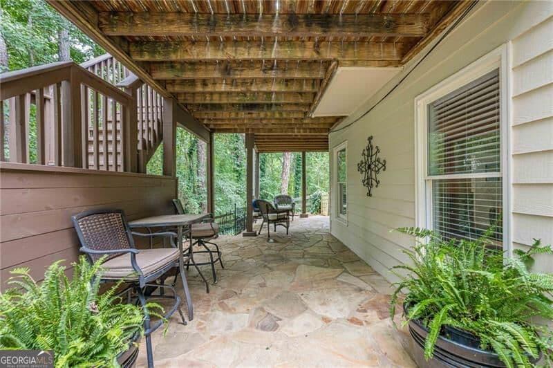 4 bedroom, 2.5 bathroom, 3,382 sq ft single family residence for sale at 3345 Cherry Oak Lane, Cumming, GA 30041 — photo 7
