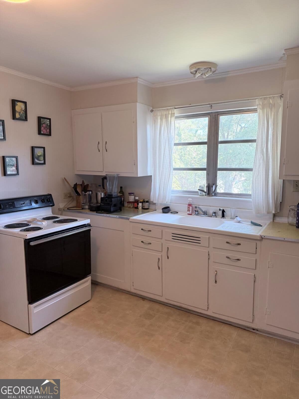 2 bedroom, 1 bathroom, 1,302 sq ft single family residence for sale at 803 W Charlton Street, Milledgeville, GA 31061 — photo 10