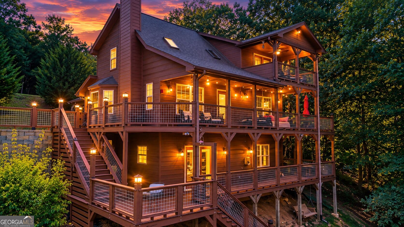 3 bedroom, 3.5 bathroom, 1,893 sq ft cabin,single family residence under contract at 6132 Ruth Drive, Young Harris, GA 30582 — photo 3