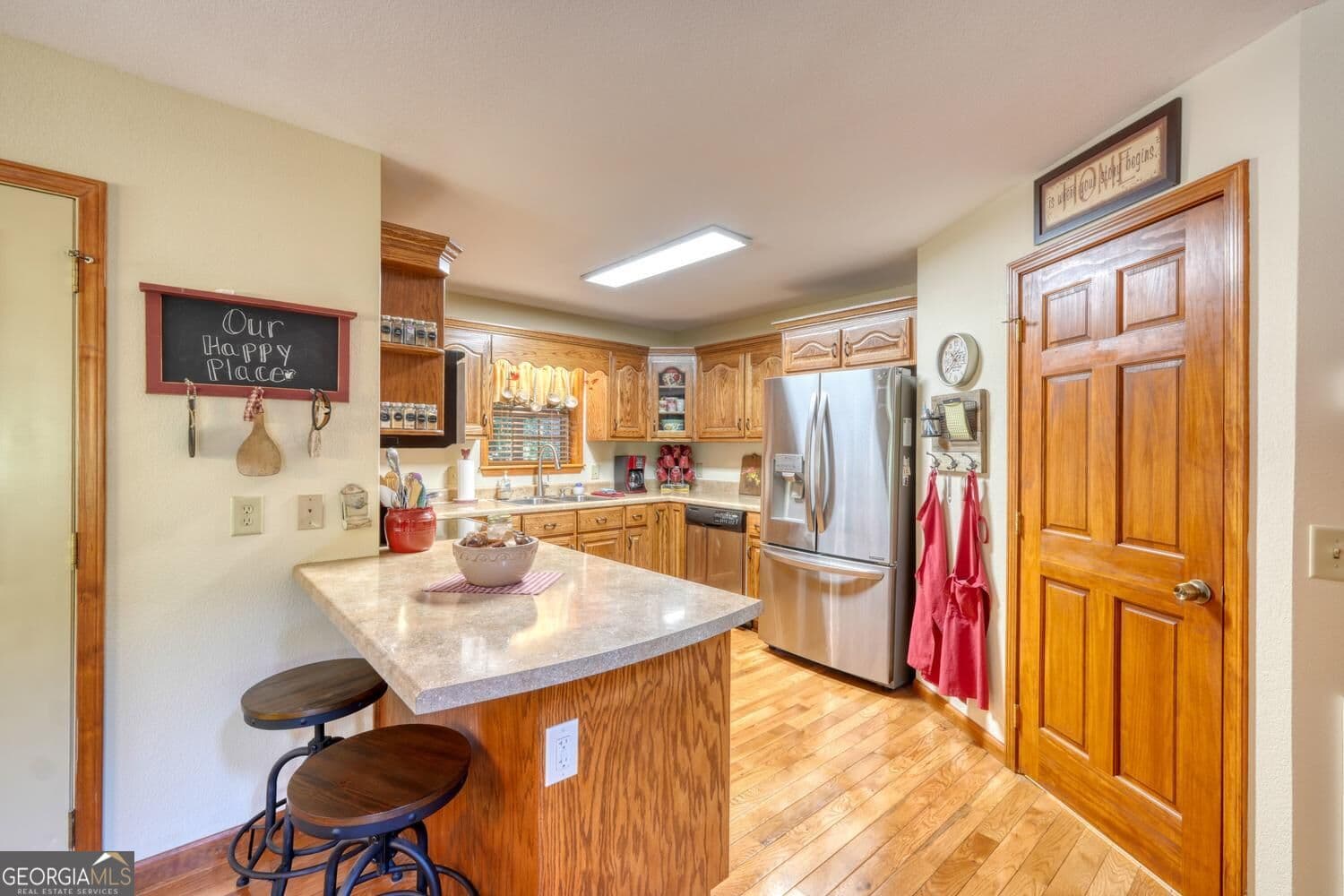 3 bedroom, 3.5 bathroom, 1,893 sq ft cabin,single family residence under contract at 6132 Ruth Drive, Young Harris, GA 30582 — photo 10