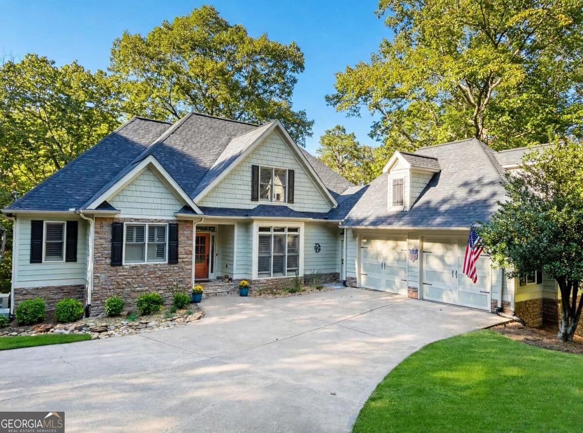 6 bedroom, 4.5 bathroom single family residence for sale at 568 Cherokee Drive, Waleska, GA 30183 — photo 2