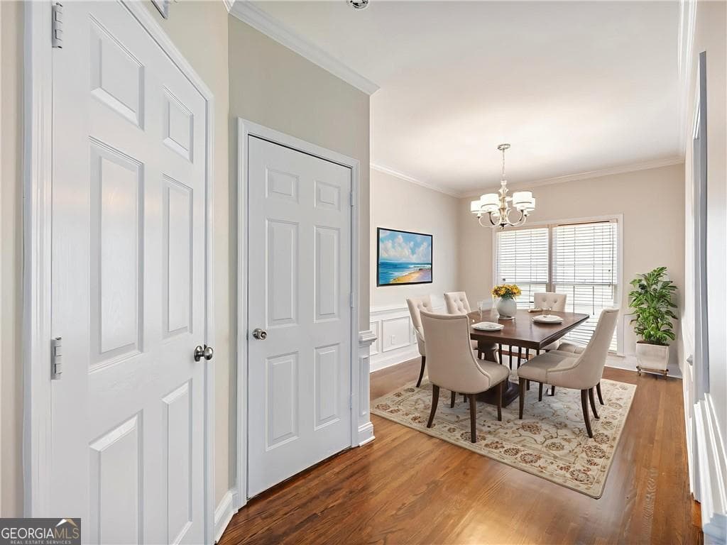 3 bedroom, 2.5 bathroom, 1,707 sq ft single family residence for sale at 2348 Logan Circle, Brookhaven, GA 30319 — photo 6
