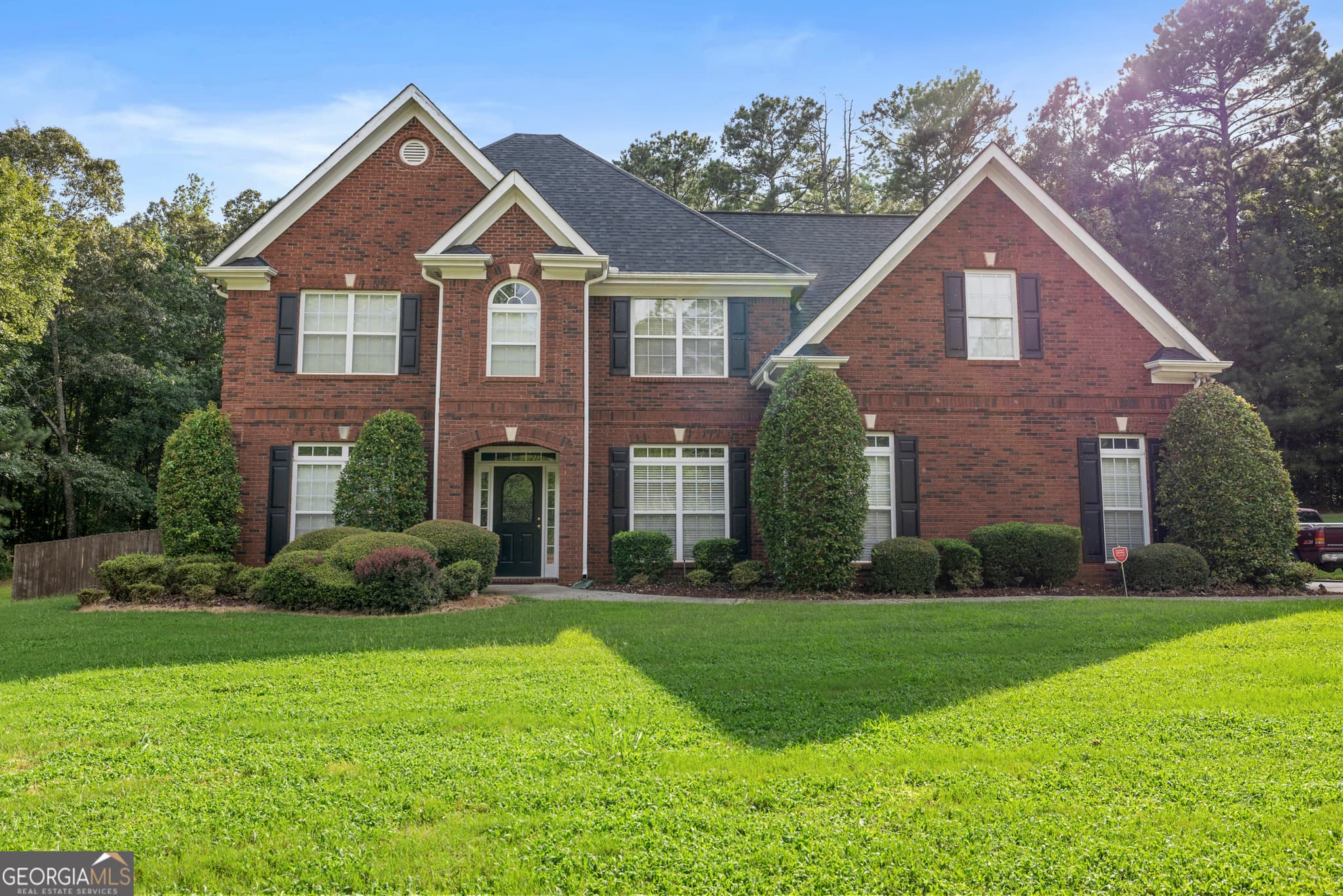 5 bedroom, 3 bathroom, 2,829 sq ft single family residence for sale at 2104 Crest Wood Drive, Conyers, GA 30094 — photo 1 of 29
