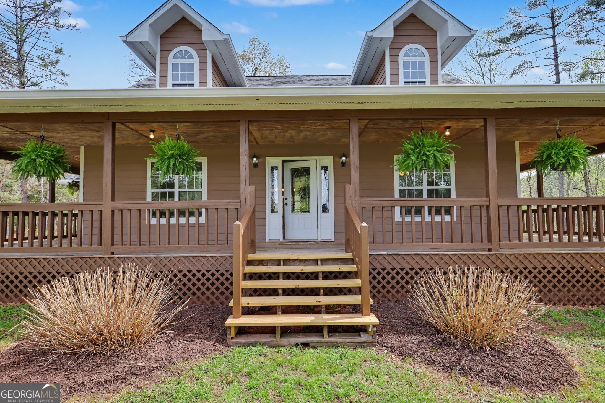 3 bedroom, 2.5 bathroom, 1,712 sq ft single family residence for sale at 7778 Warwoman Road, Clayton, GA 30525 — photo 9