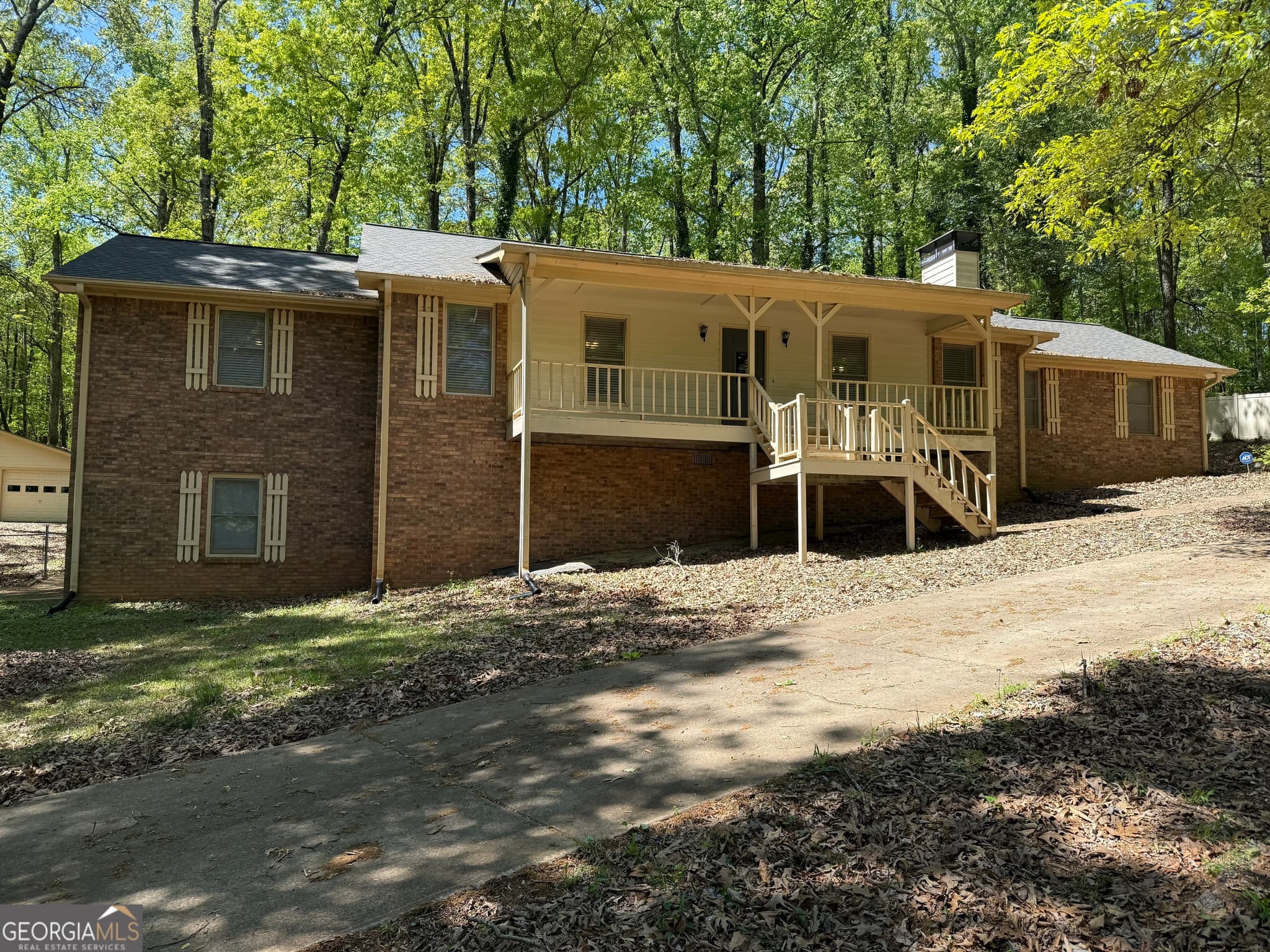 4 bedroom, 2 bathroom, 2,034 sq ft single family residence sold at 4081 Jodeco Road, Stockbridge, GA 30281