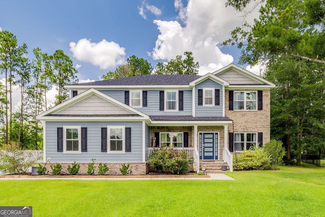 5 bedroom, 3 bathroom, 3,301 sq ft single family residence for sale at 130 Sapphire Circle, Guyton, GA 31312 — photo 1 of 51