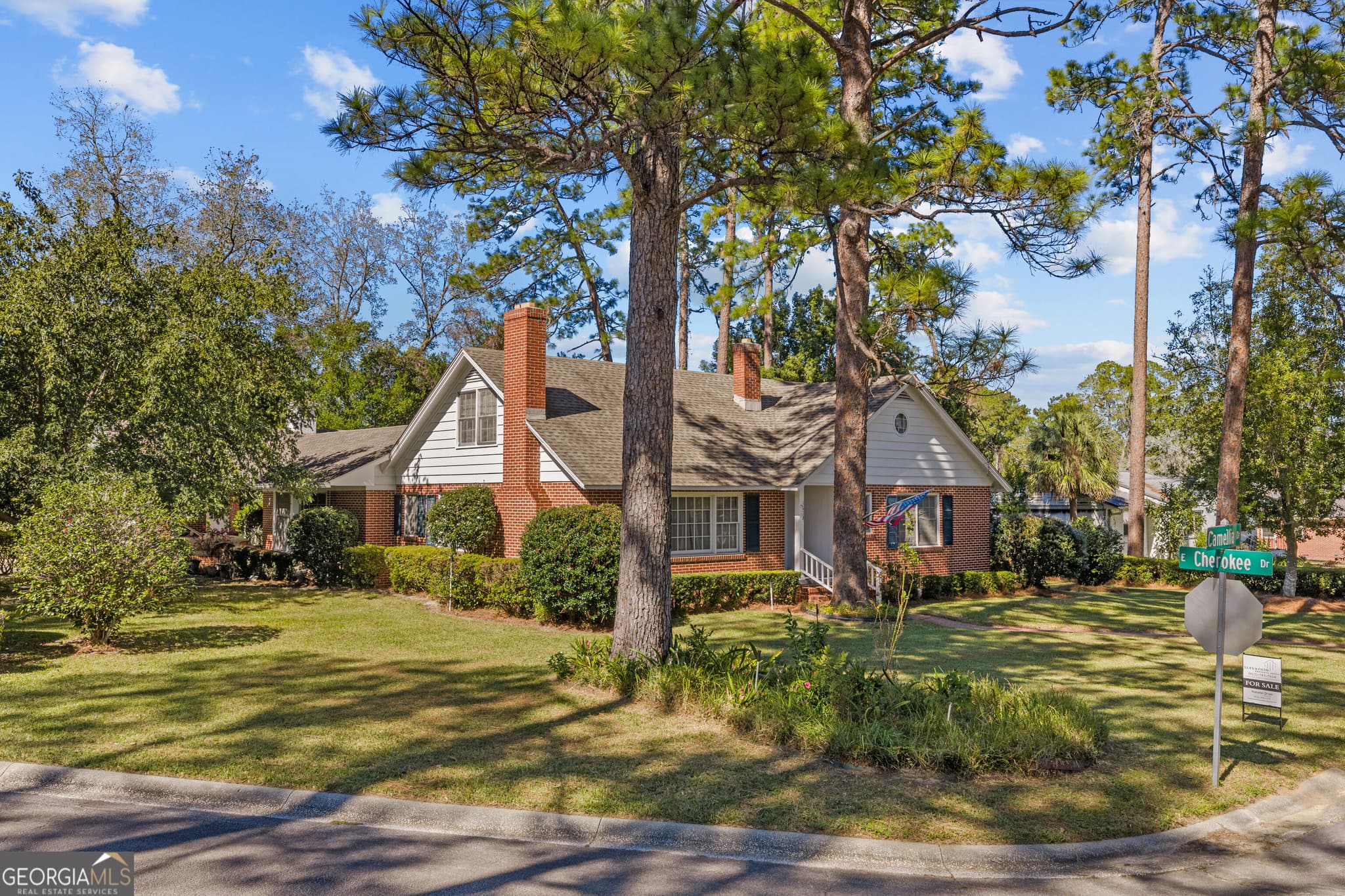3 bedroom, 3 bathroom, 3,074 sq ft single family residence for sale at 1613 Camellia Drive, Waycross, GA 31501 — photo 7