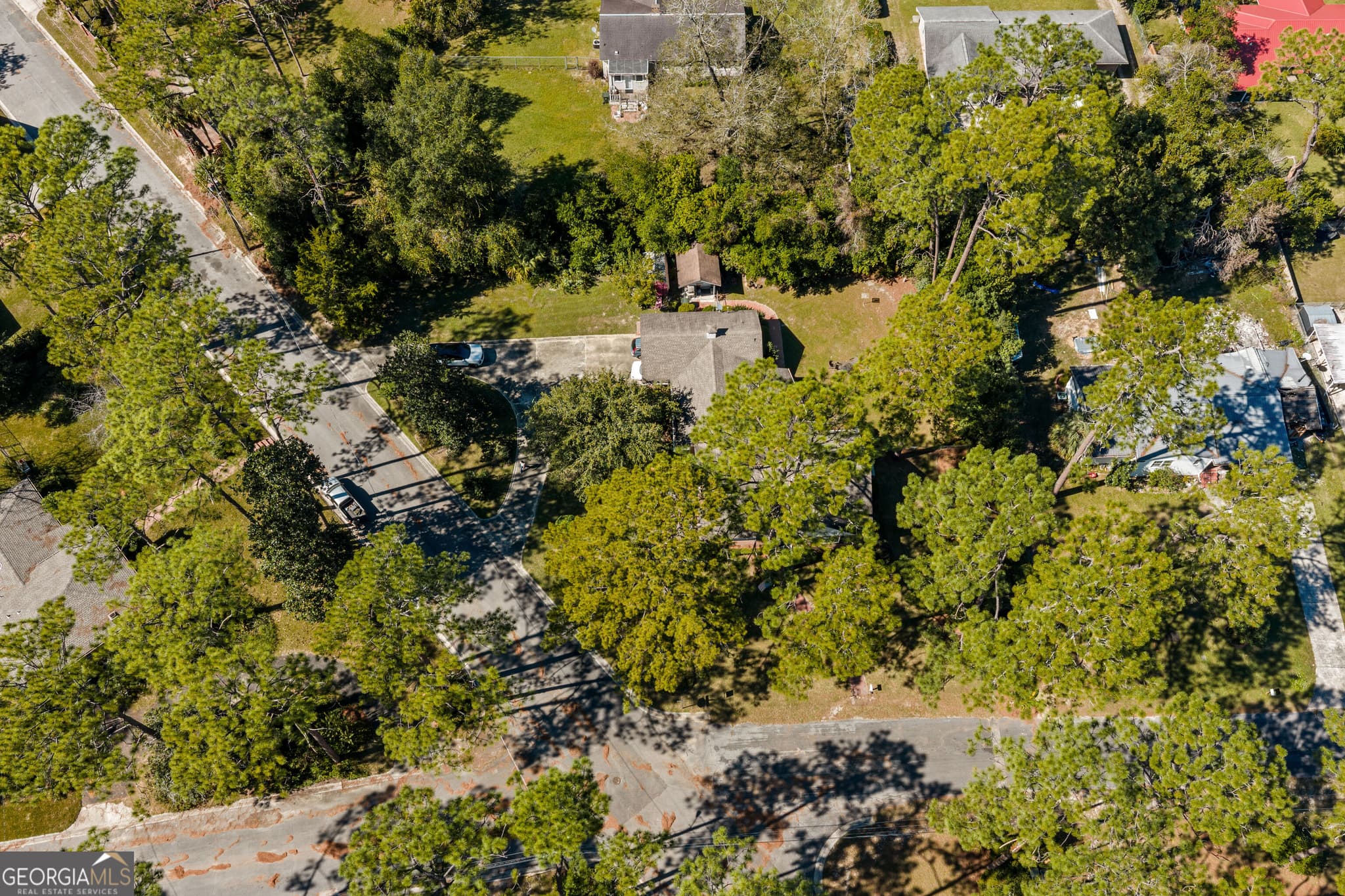 3 bedroom, 3 bathroom, 3,074 sq ft single family residence for sale at 1613 Camellia Drive, Waycross, GA 31501 — photo 4