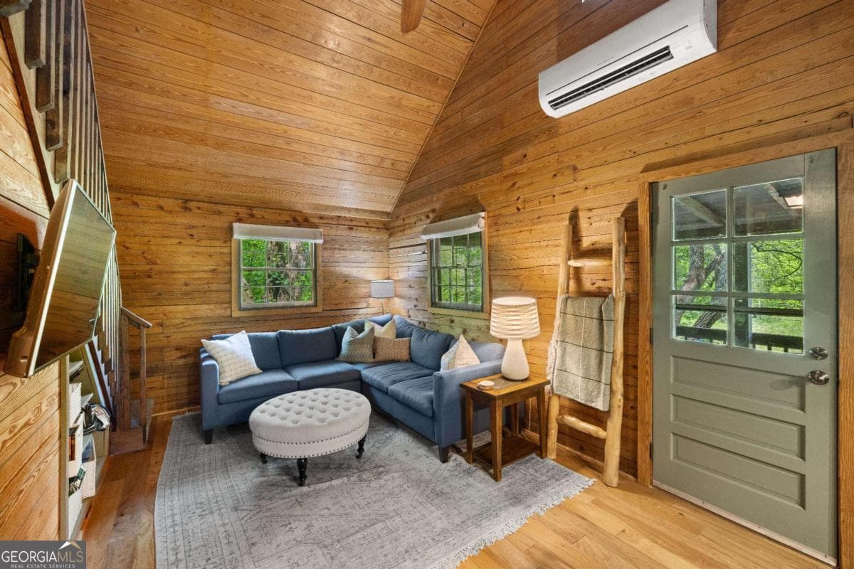 2 bedroom, 1.5 bathroom, 720 sq ft cabin,single family residence for sale at 459 Mill Stone Mountain Lane, Blue Ridge, GA 30513 — photo 5