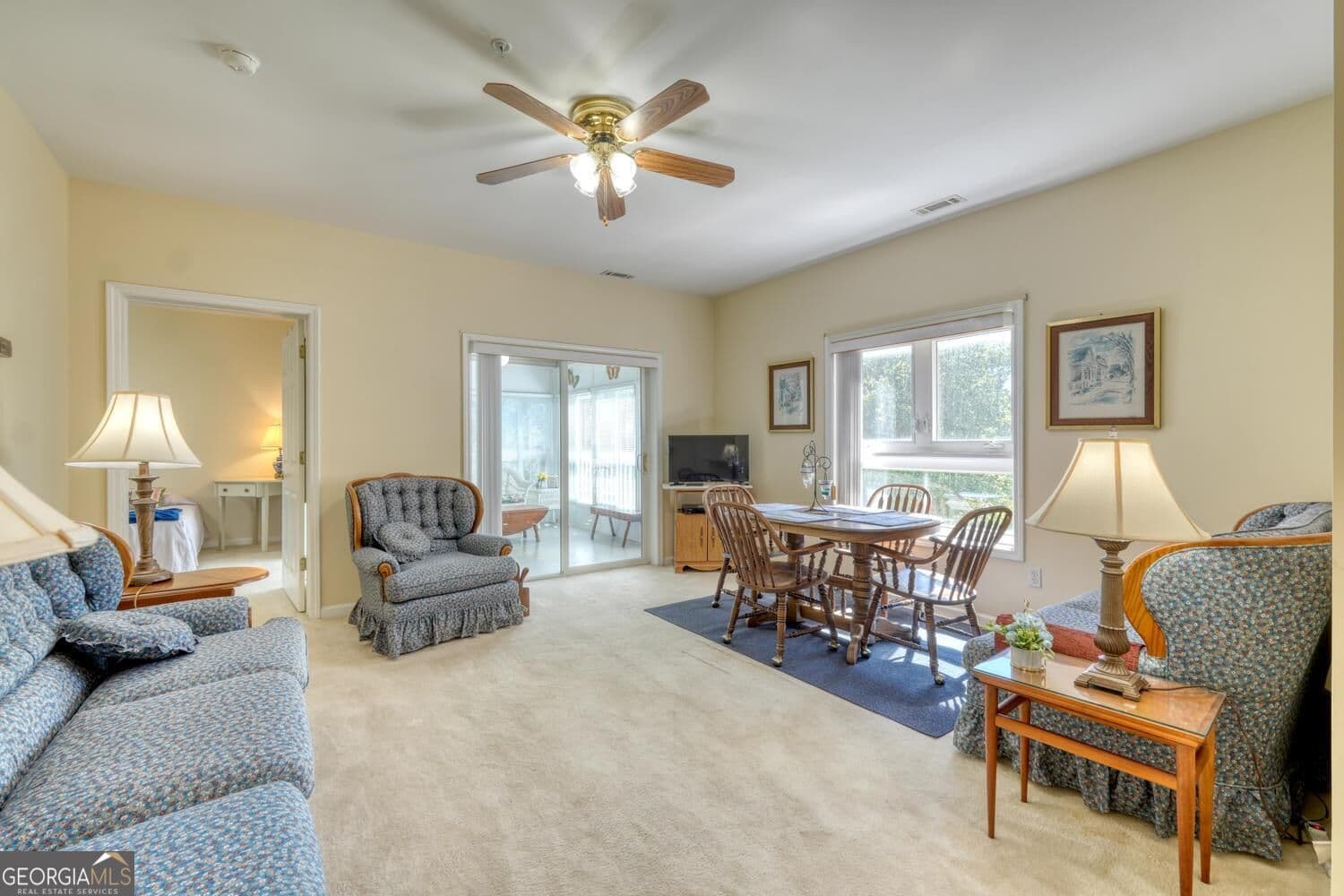 2 bedroom, 2 bathroom, 985 sq ft condominium for sale at 121 River Street 3A, Hiawassee, GA 30546 — photo 9