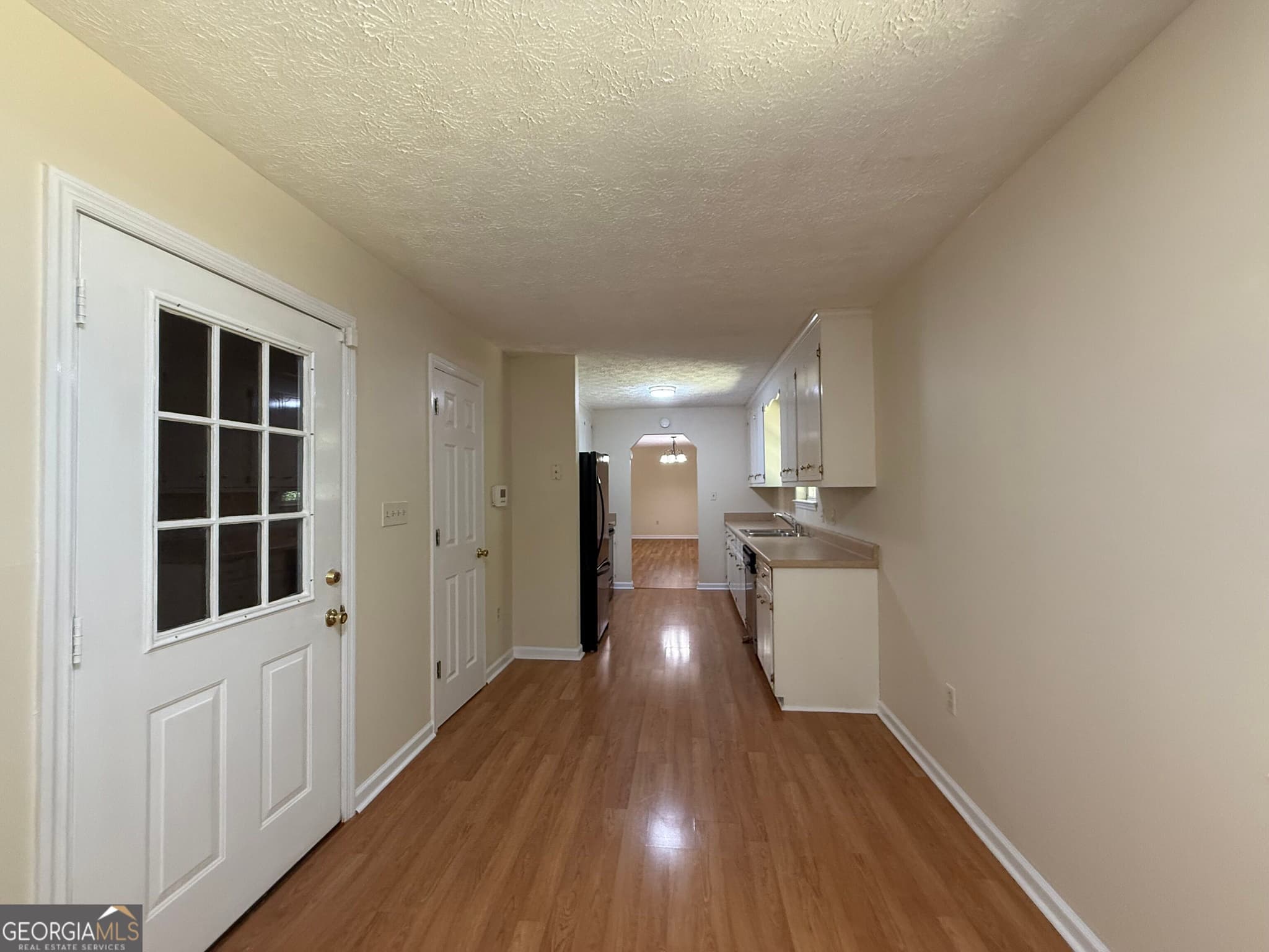 3 bedroom, 2 bathroom, 1,758 sq ft single family residence for sale at 422 King Lane, Thomson, GA 30824 — photo 8