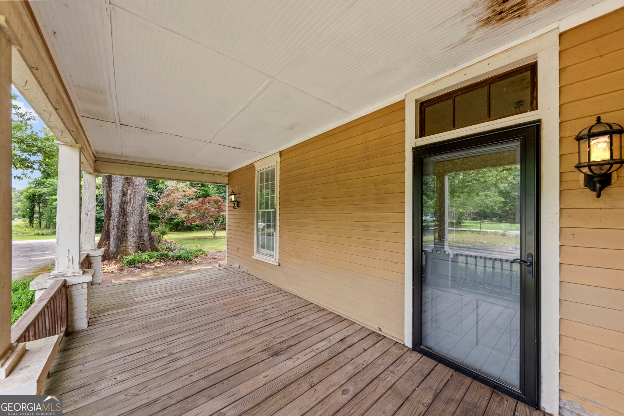 3 bedroom, 1.5 bathroom, 2,001 sq ft farm for sale at 1047 Dixie Road, Covington, GA 30014 — photo 6