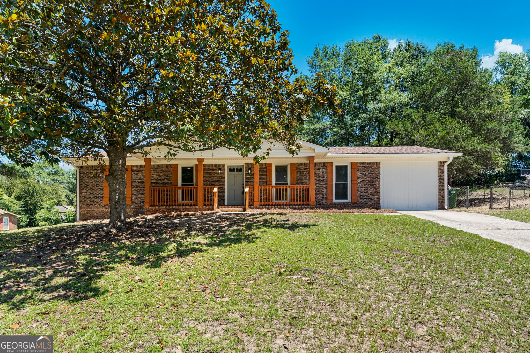 4 bedroom, 2 bathroom, 2,000 sq ft single family residence sold at 2708 WHITE CHAPEL Drive, Columbus, GA 31907