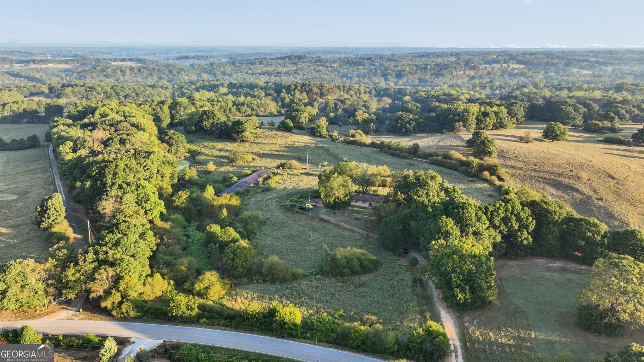 4 bedroom, 2 bathroom, 2,494 sq ft farm for sale at 178 Casey Court, Canon, GA 30520 — photo 4
