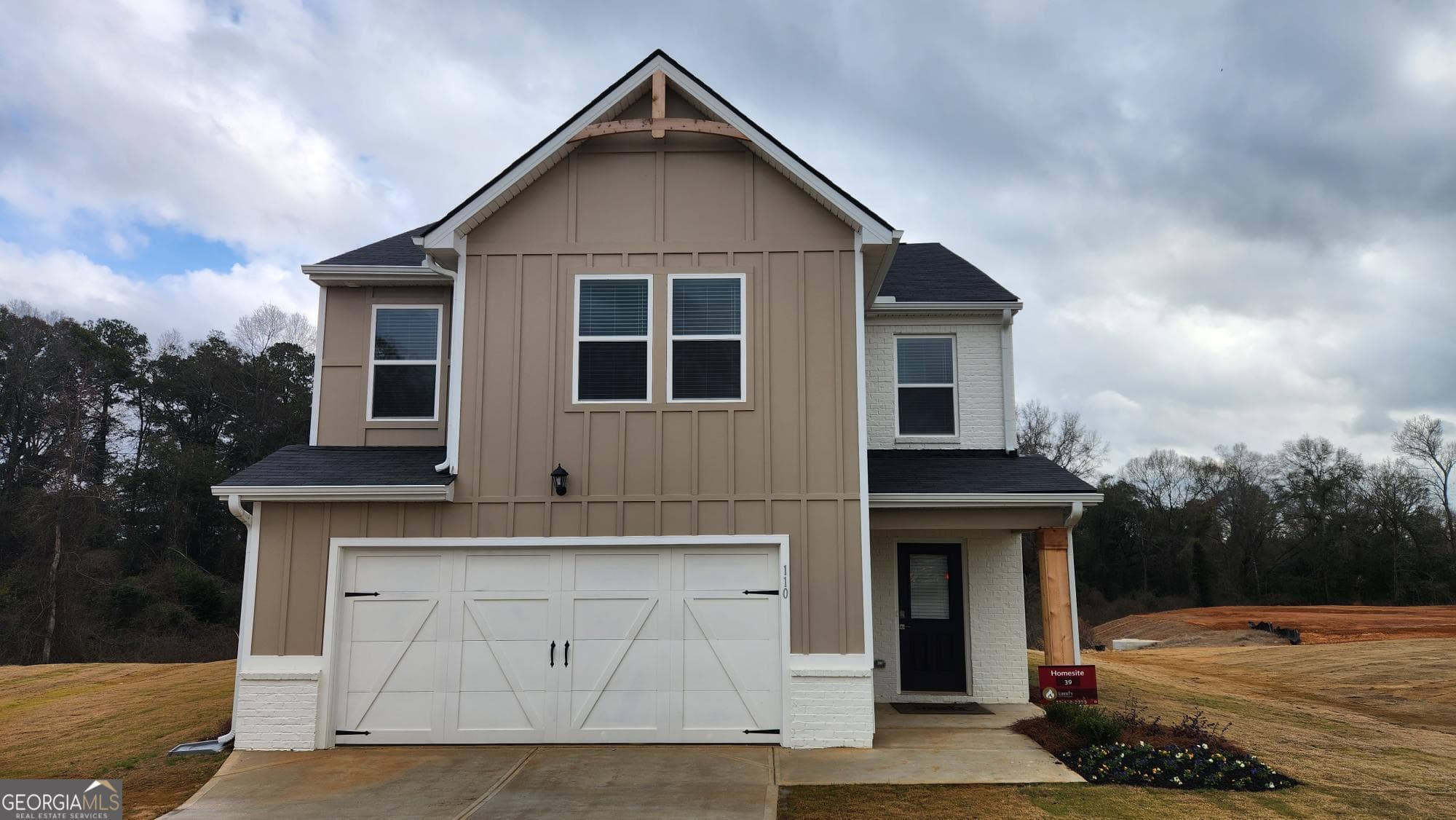 4 bedroom, 2.5 bathroom, 2,000 sq ft single family residence for rent at 110 Red Barn Court, Perry, GA 31069 for $1,950 a month — photo 1 of 1