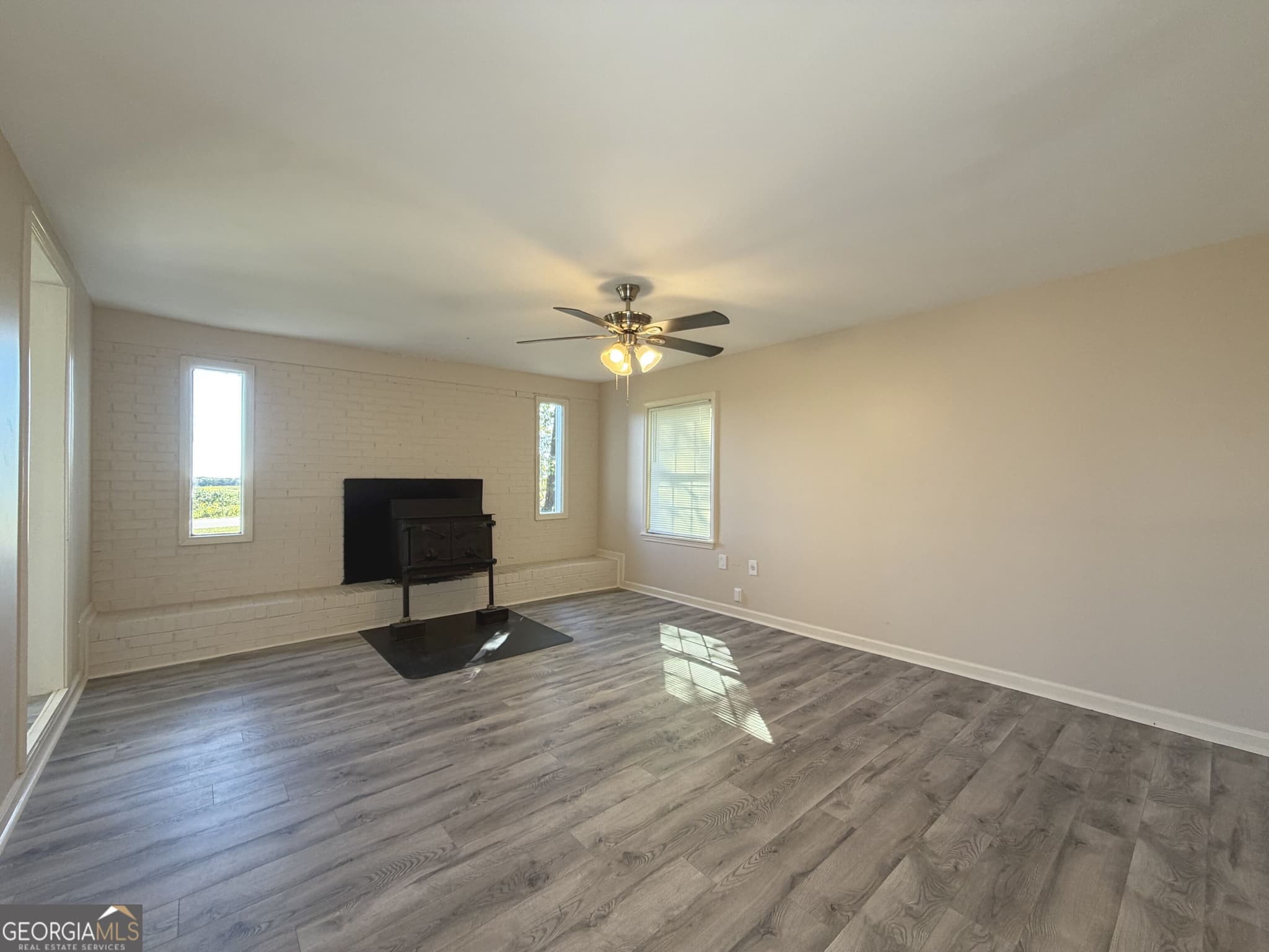 4 bedroom, 2 bathroom, 1,368 sq ft single family residence for sale at 2263 N Hospital Road, Richland, GA 31825 — photo 7