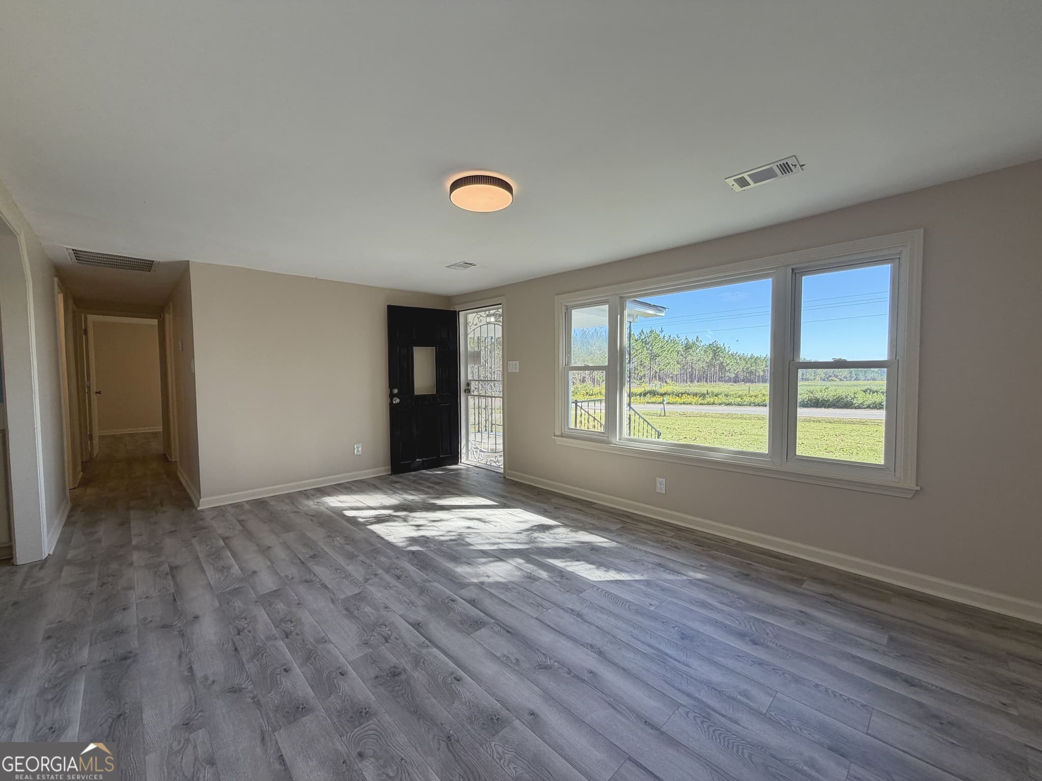 4 bedroom, 2 bathroom, 1,368 sq ft single family residence for sale at 2263 N Hospital Road, Richland, GA 31825 — photo 4