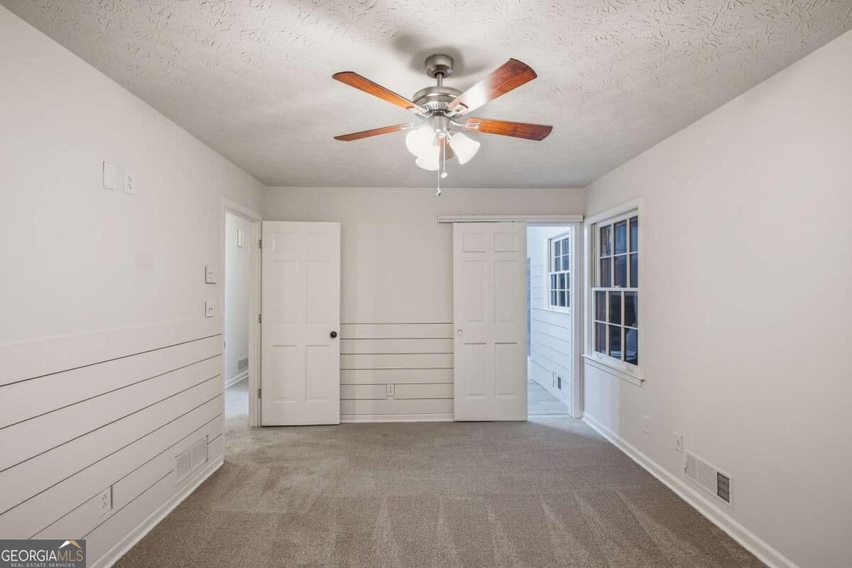 3 bedroom, 2 bathroom, 1,794 sq ft single family residence for sale at 4222 King James Court, Snellville, GA 30039 — photo 4