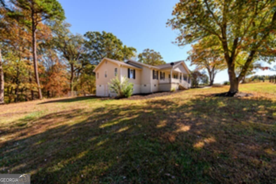 3 bedroom, 2.5 bathroom, 2,030 sq ft single family residence for sale at 173 DEER CREEK FARM Road, Hartwell, GA 30643 — photo 7