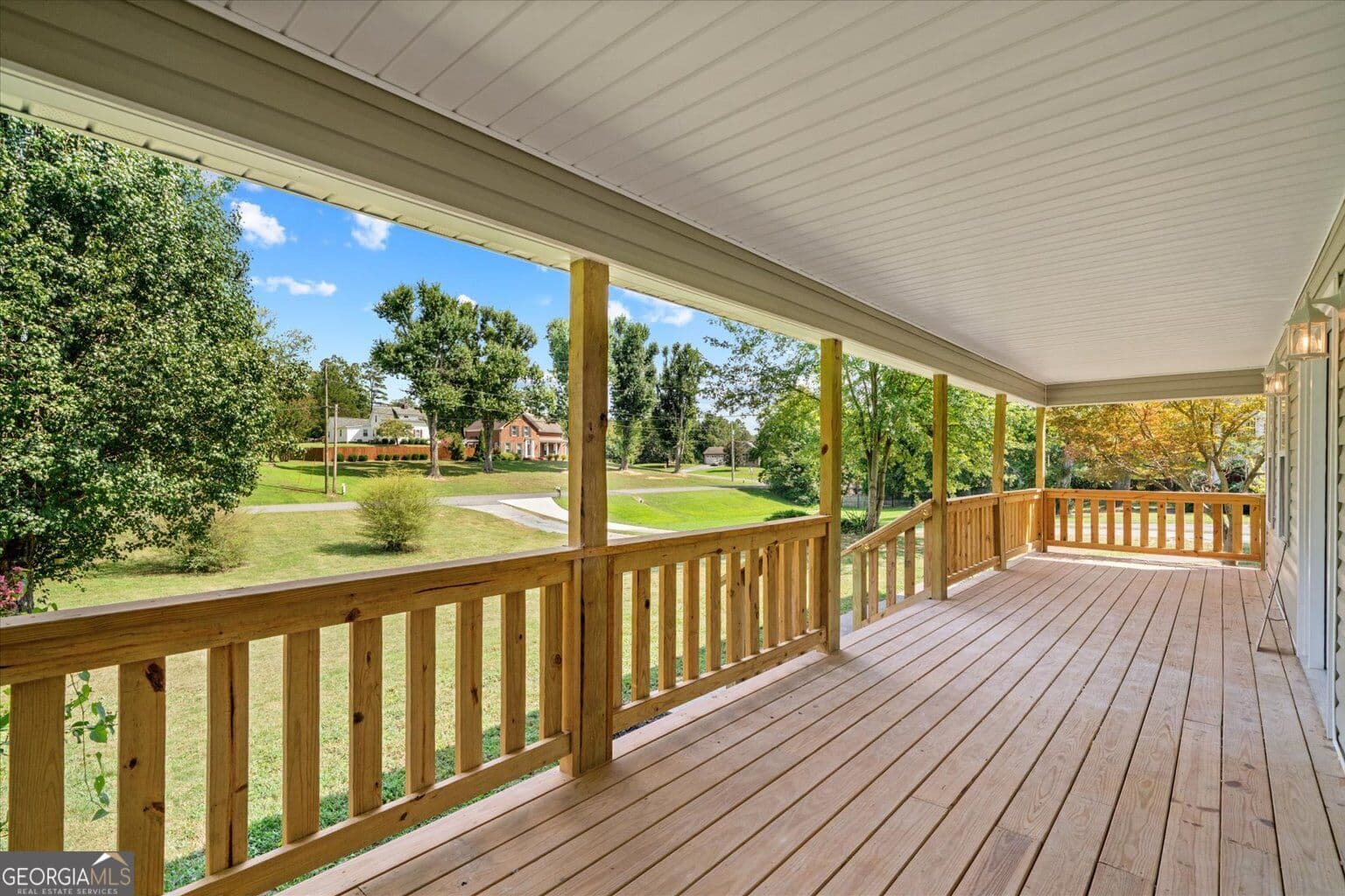 3 bedroom, 3.5 bathroom, 3,360 sq ft single family residence for sale at 1421 Thrasher Drive, Dalton, GA 30721 — photo 6