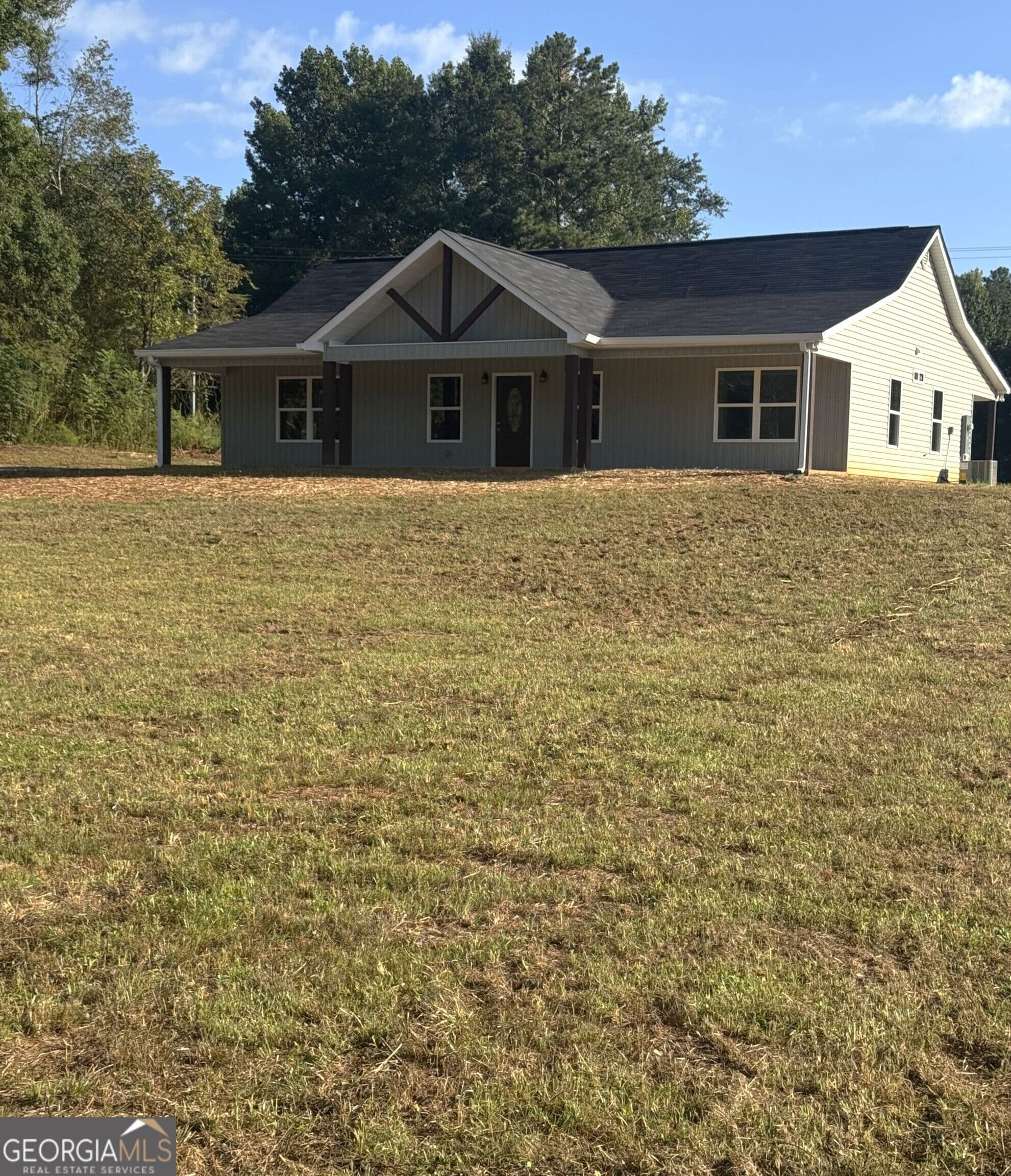 3 bedroom, 2 bathroom, 1,600 sq ft single family residence for sale at 14885 Hwy 46, Heflin, AL 36264 — photo 2