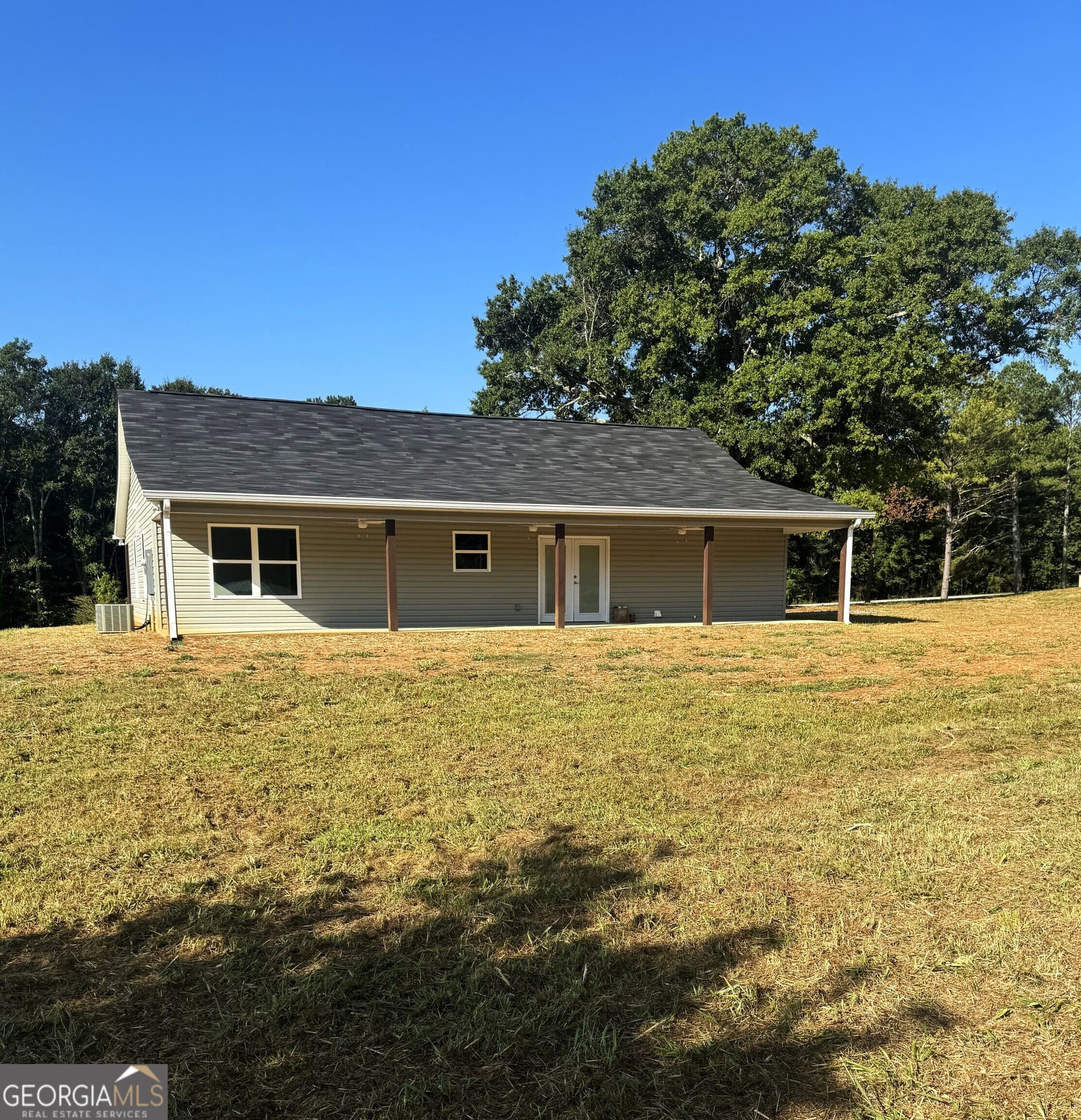 3 bedroom, 2 bathroom, 1,600 sq ft single family residence for sale at 14885 Hwy 46, Heflin, AL 36264 — photo 3