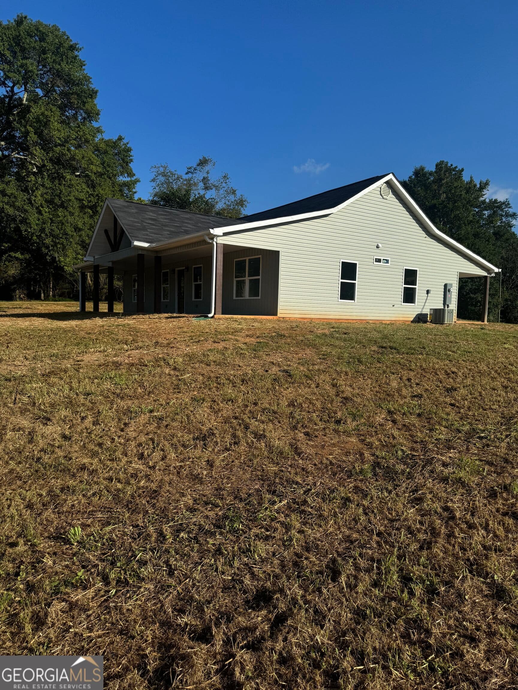 3 bedroom, 2 bathroom, 1,600 sq ft single family residence for sale at 14885 Hwy 46, Heflin, AL 36264 — photo 5