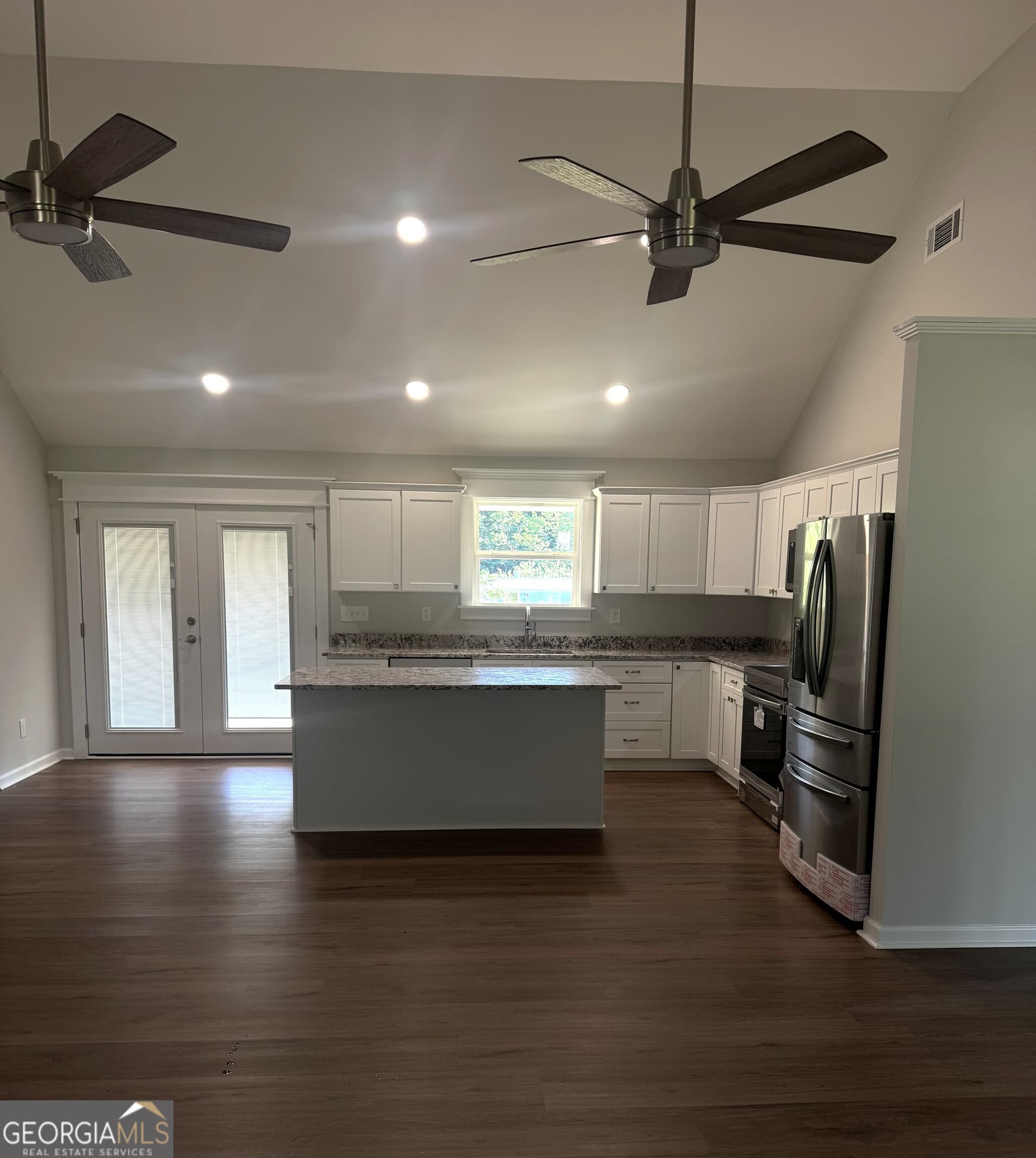 3 bedroom, 2 bathroom, 1,600 sq ft single family residence for sale at 14885 Hwy 46, Heflin, AL 36264 — photo 9