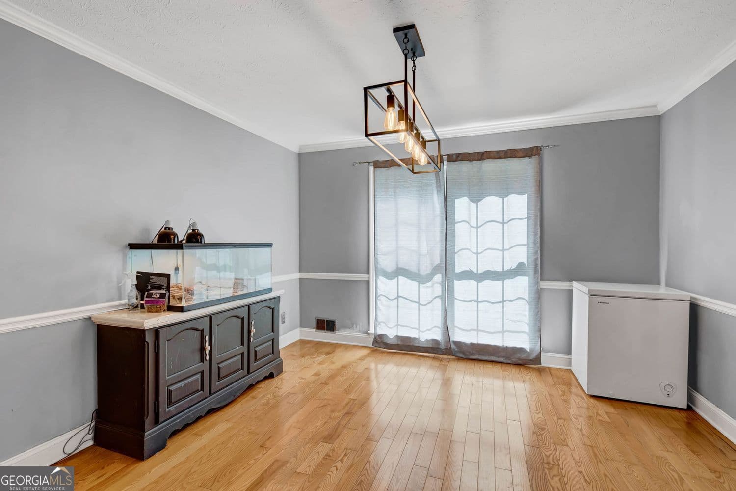 4 bedroom, 2.5 bathroom, 3,864 sq ft single family residence for sale at 4162 Riverdale Drive, Snellville, GA 30039 — photo 10