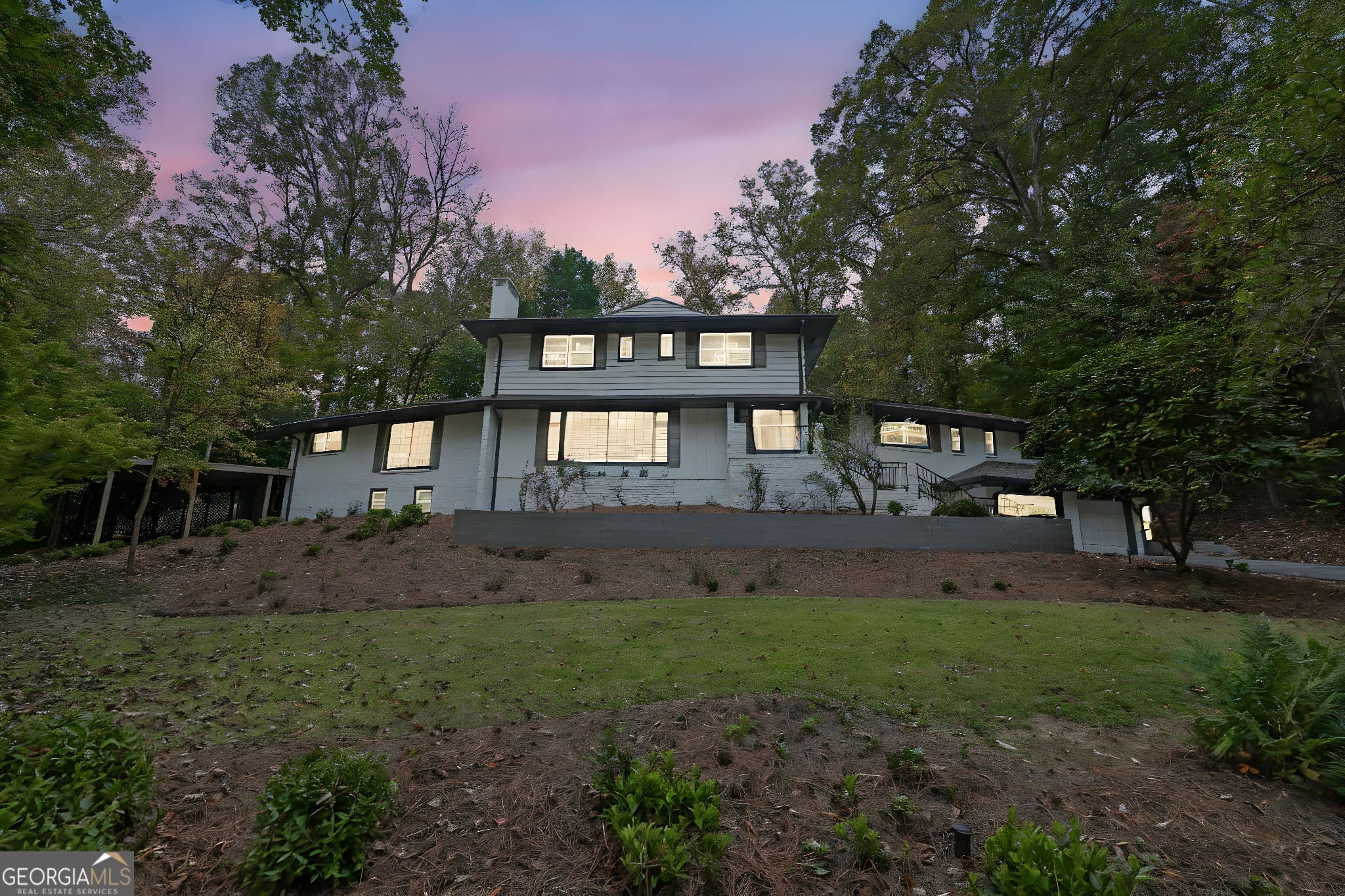 8 bedroom, 8.5 bathroom, 6,000 sq ft single family residence for rent at 3018 W Pine Valley Road, Atlanta, GA 30305 for $21,000 a month — photo 1 of 50