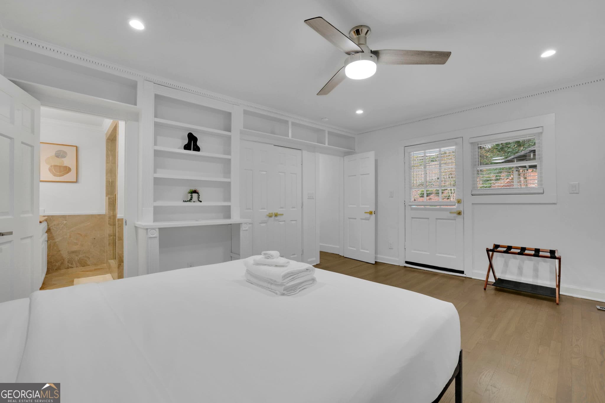 8 bedroom, 8.5 bathroom, 6,000 sq ft single family residence for rent at 3018 W Pine Valley Road, Atlanta, GA 30305 for $21,000 a month — photo 9