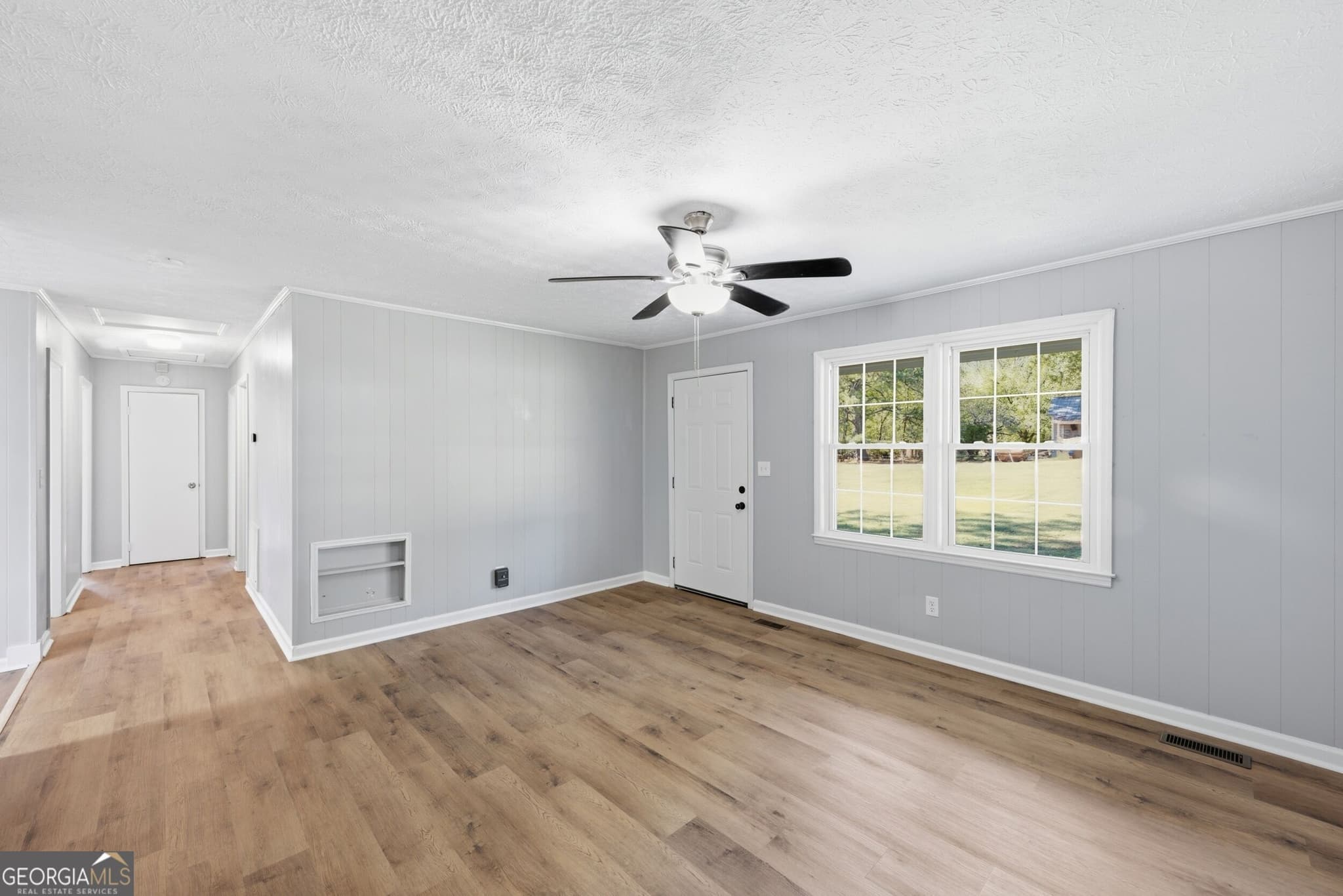 3 bedroom, 2 bathroom, 1,436 sq ft single family residence for sale at 300 Cashtown Road, Aragon, GA 30104 — photo 6