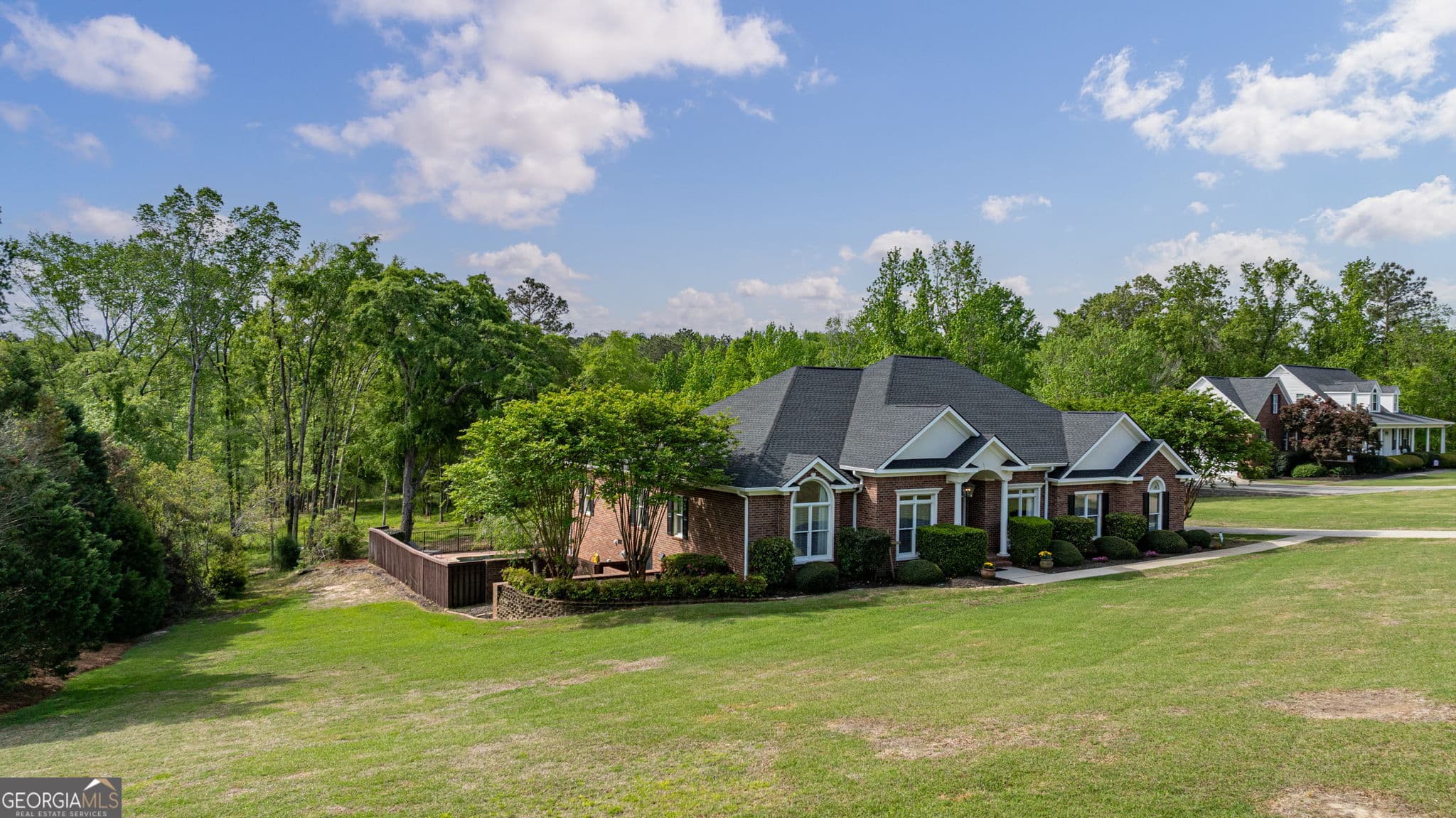 4 bedroom, 3.5 bathroom, 4,116 sq ft single family residence for sale at 4160 Stonegate Drive, Evans, GA 30809 — photo 2