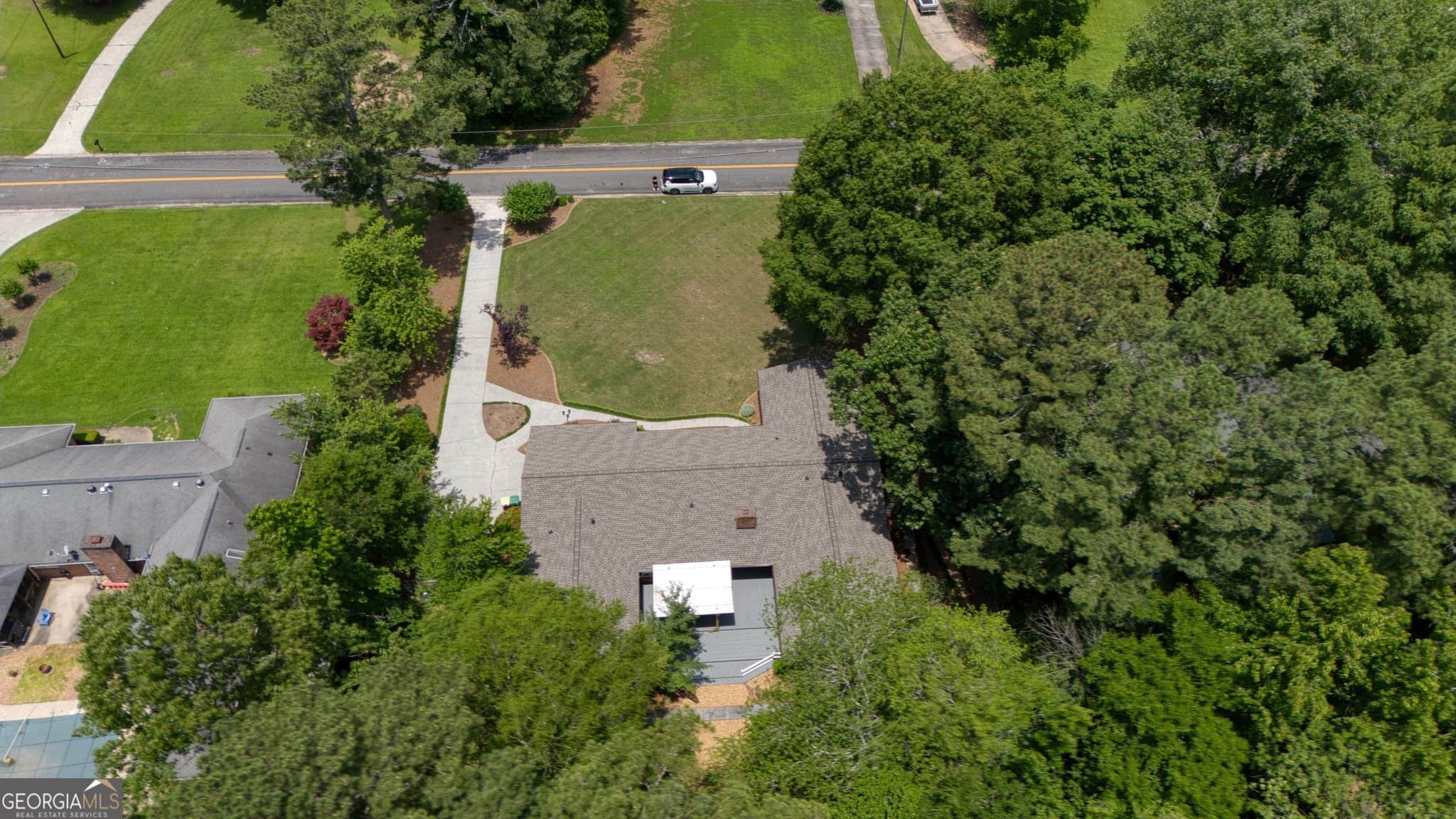 4 bedroom, 3.5 bathroom, 3,377 sq ft single family residence for sale at 109 Rollingwood Circle, Rome, GA 30165 — photo 4