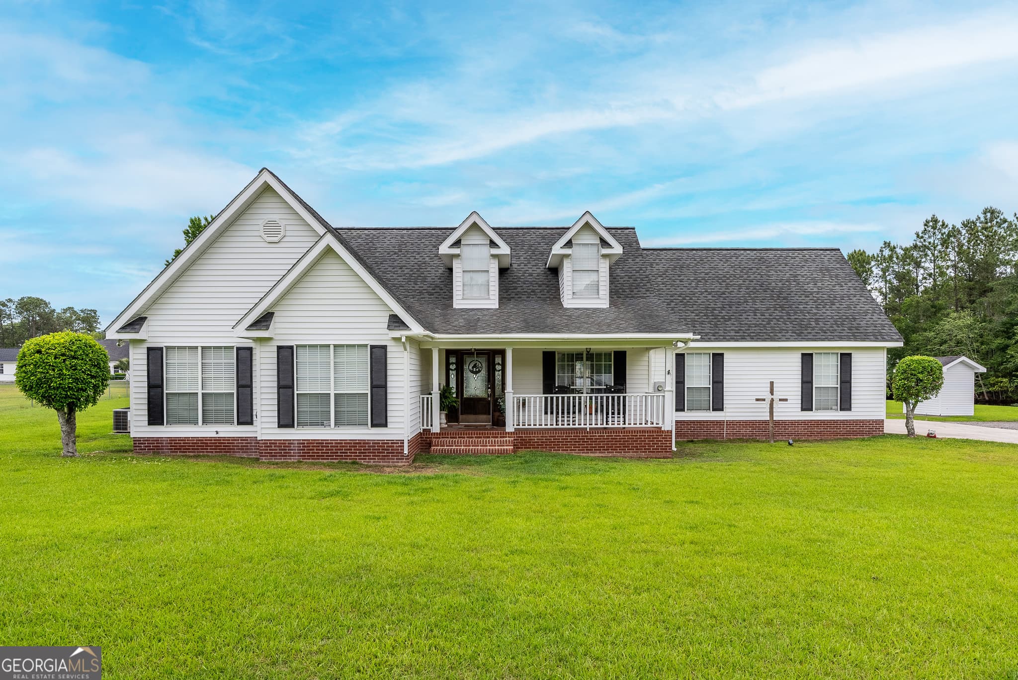 4 bedroom, 2 bathroom, 1,947 sq ft single family residence sold at 3808 Deer Run Drive, Blackshear, GA 31516