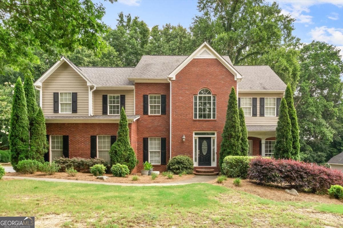 4 bedroom, 2.5 bathroom, 2,538 sq ft single family residence sold at 326 Senators Ridge Drive, Dallas, GA 30132